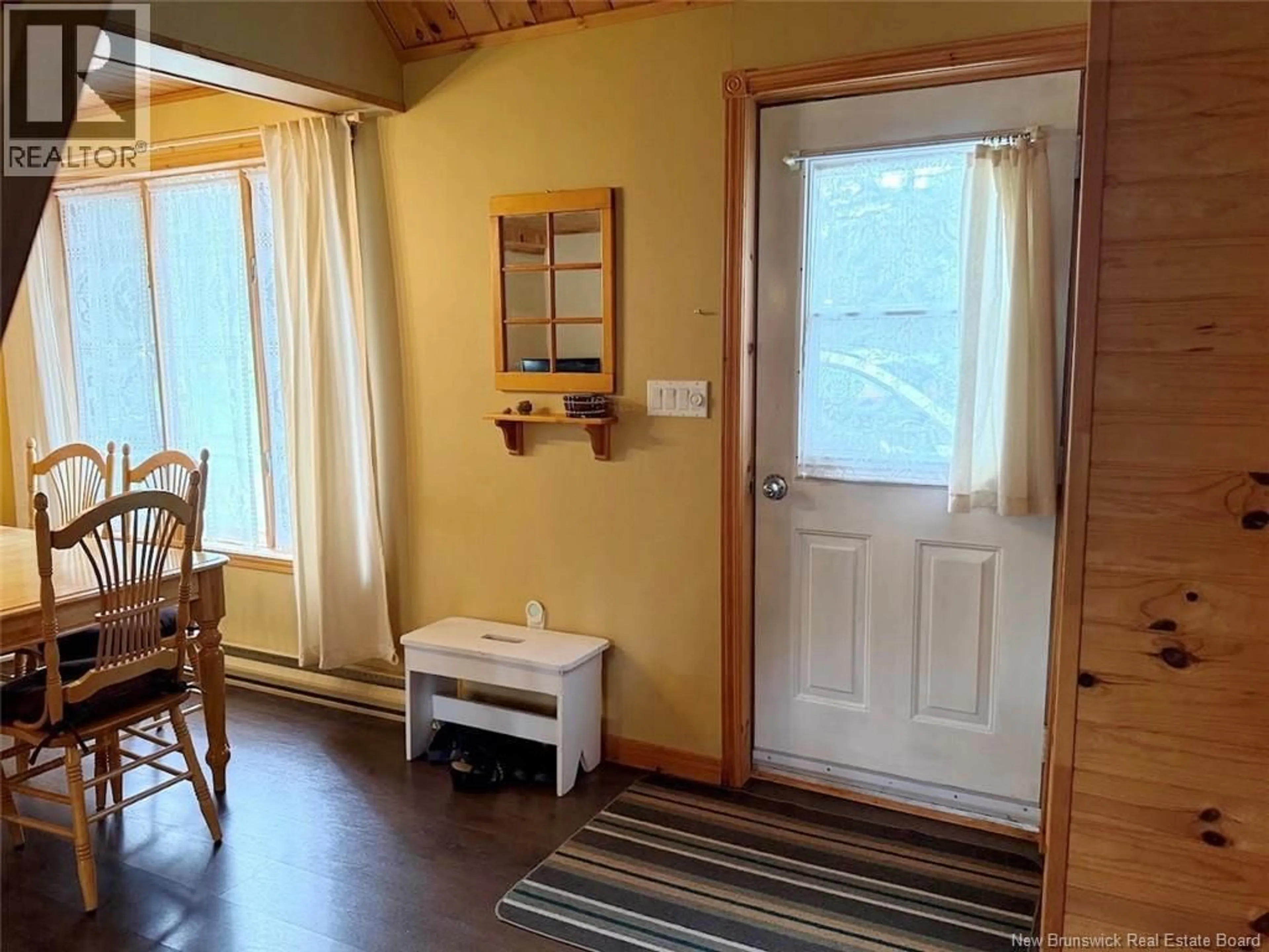 Indoor entryway for 1581 BAISLEY ROAD, Saint-Jacques New Brunswick E7B2A7