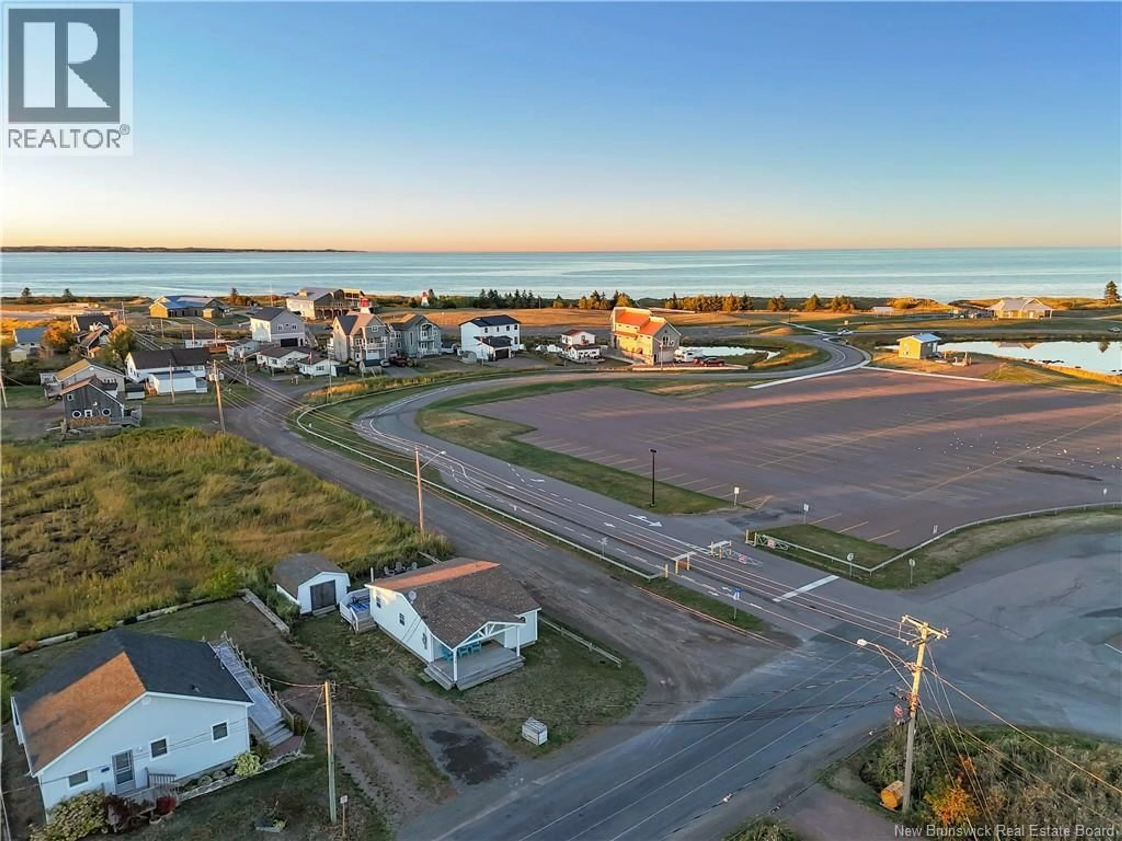 A pic from outside/outdoor area/front of a property/back of a property/a pic from drone, unknown for 116 BRYDGES, Pointe-Du-Chêne New Brunswick E4P3Z4