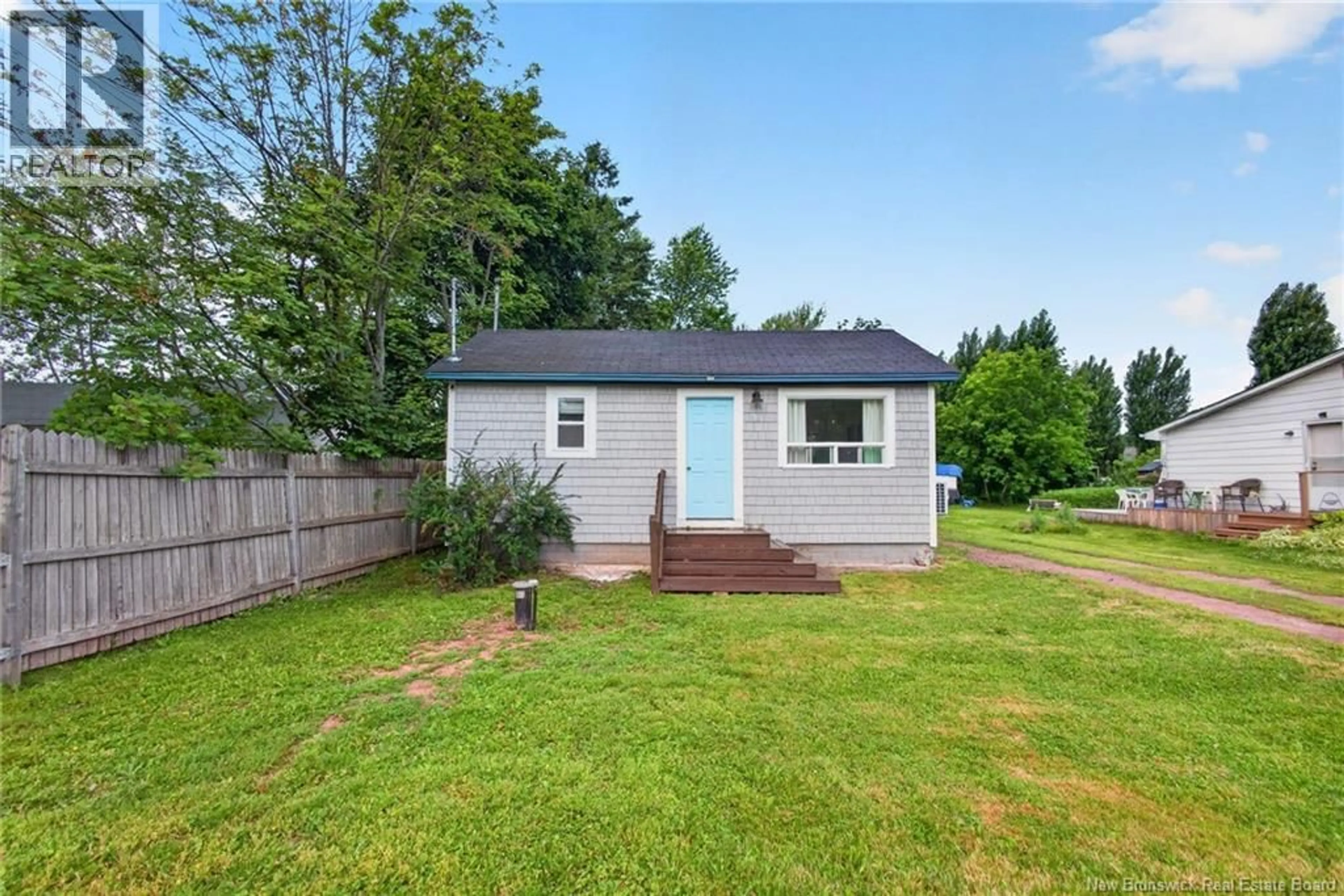 Shed for 36 SECOND AVENUE, Pointe-Du-Chêne New Brunswick E4P5C1
