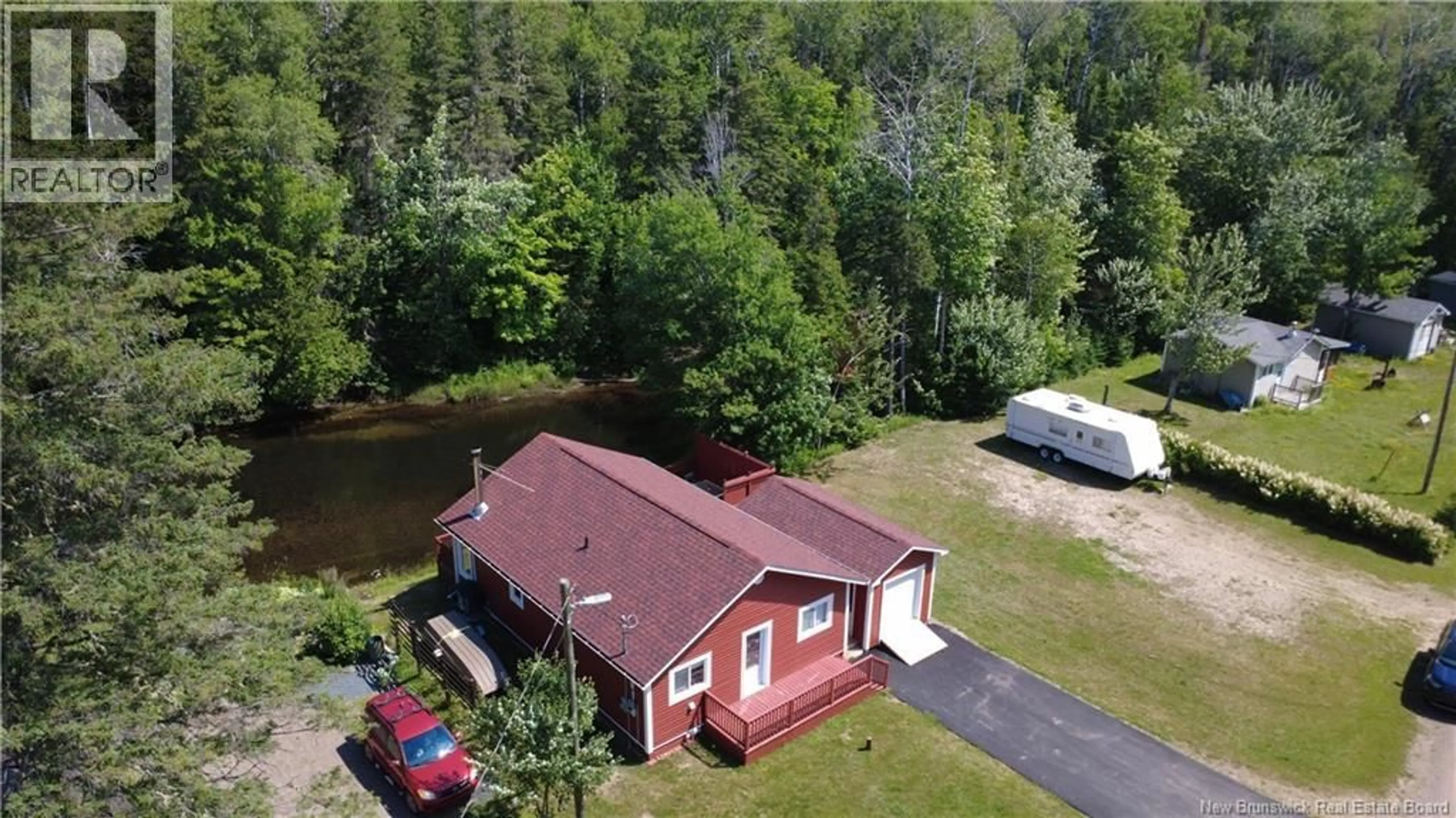 A pic from outside/outdoor area/front of a property/back of a property/a pic from drone, water/lake/river/ocean view for 432 CHEMIN À WILLIE, Bertrand New Brunswick E1W1E4