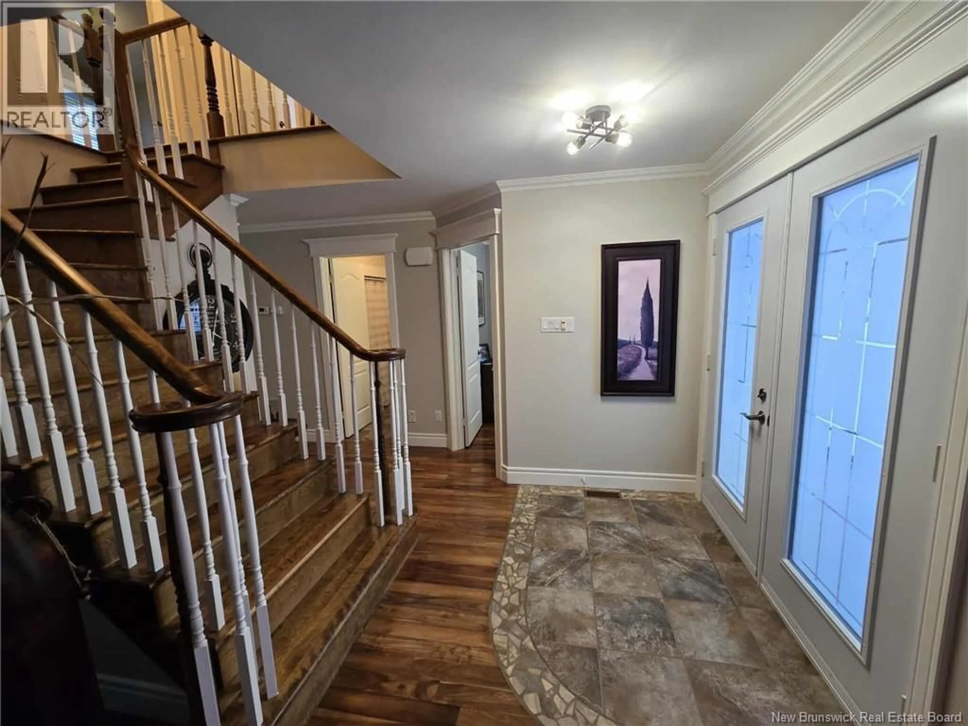 Indoor foyer for 2010 WELLINGTON STREET, Bathurst New Brunswick E2A4X8