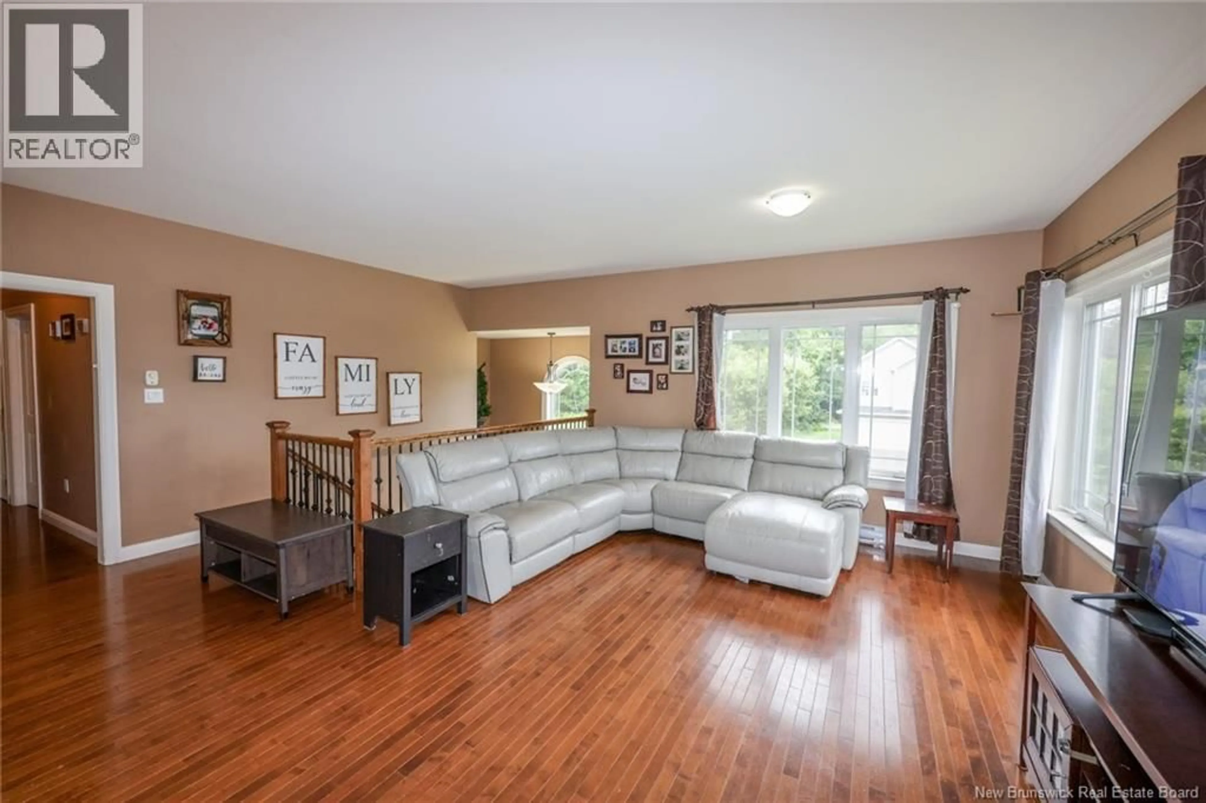 Living room with furniture, unknown for 75 WHISPERWOOD DRIVE, Fredericton New Brunswick E3C0J8
