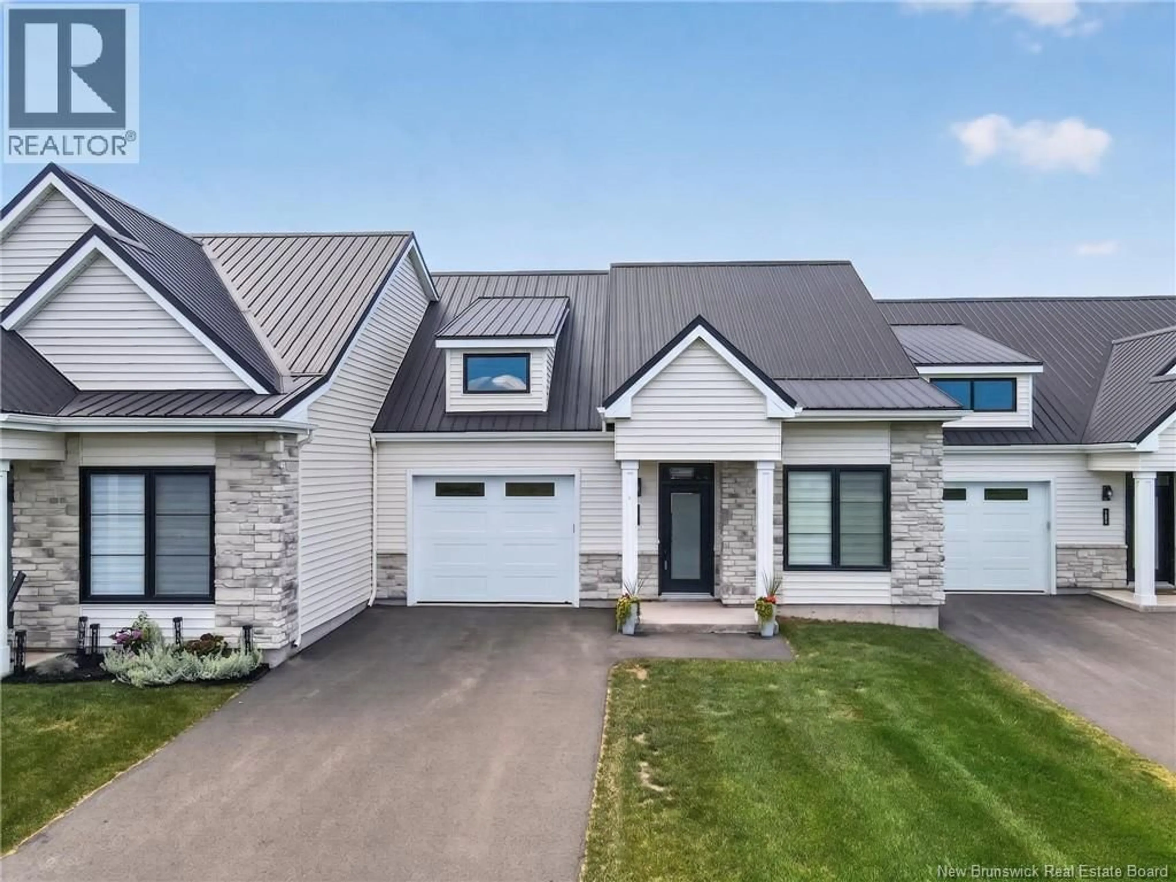 Home with brick exterior material, street for 106 - 724 ROUTE 133 ROAD, Pointe-Du-Chêne New Brunswick E4P5A3