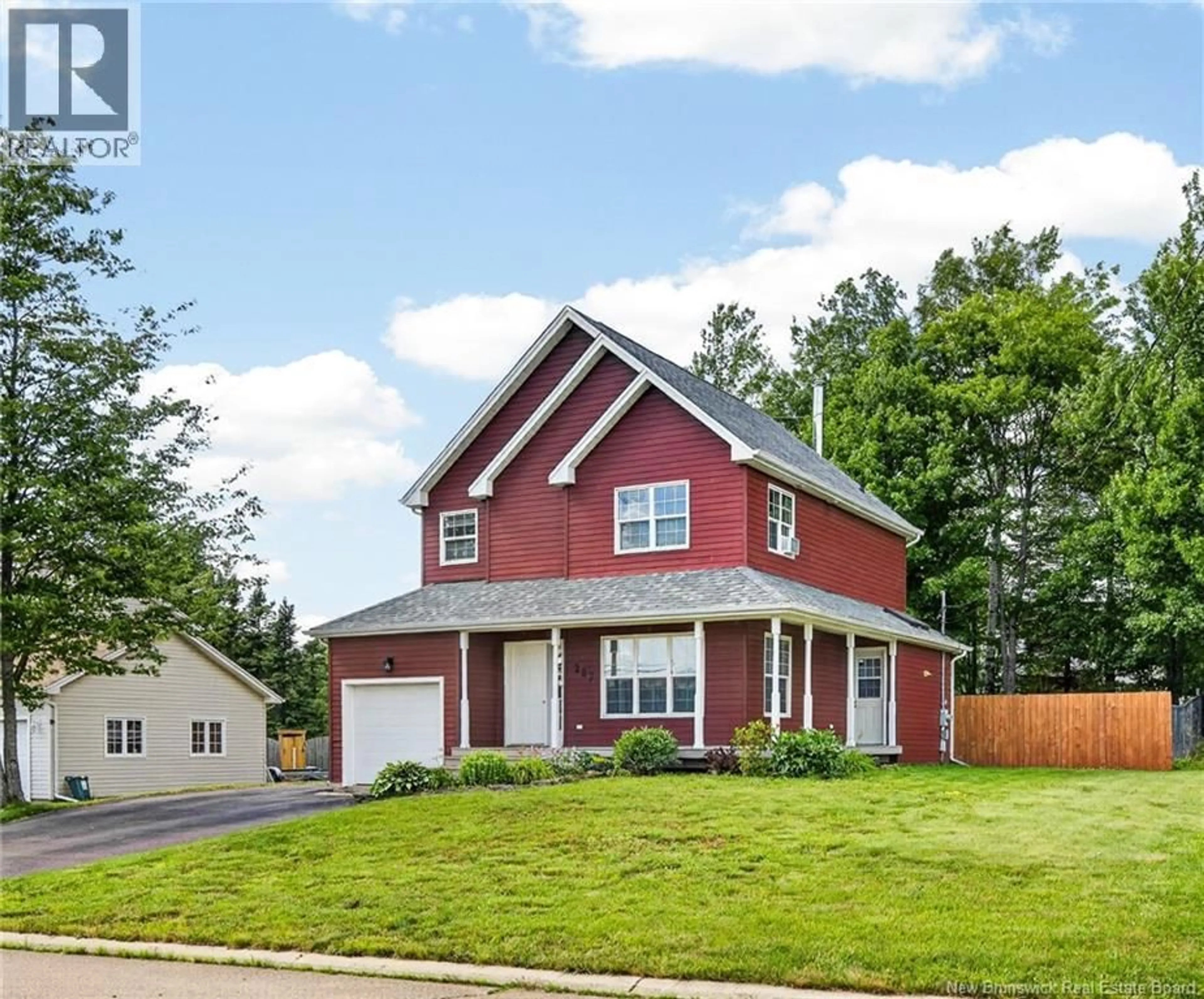 Home with vinyl exterior material, street for 287 MANON STREET, Dieppe New Brunswick E1A7W9