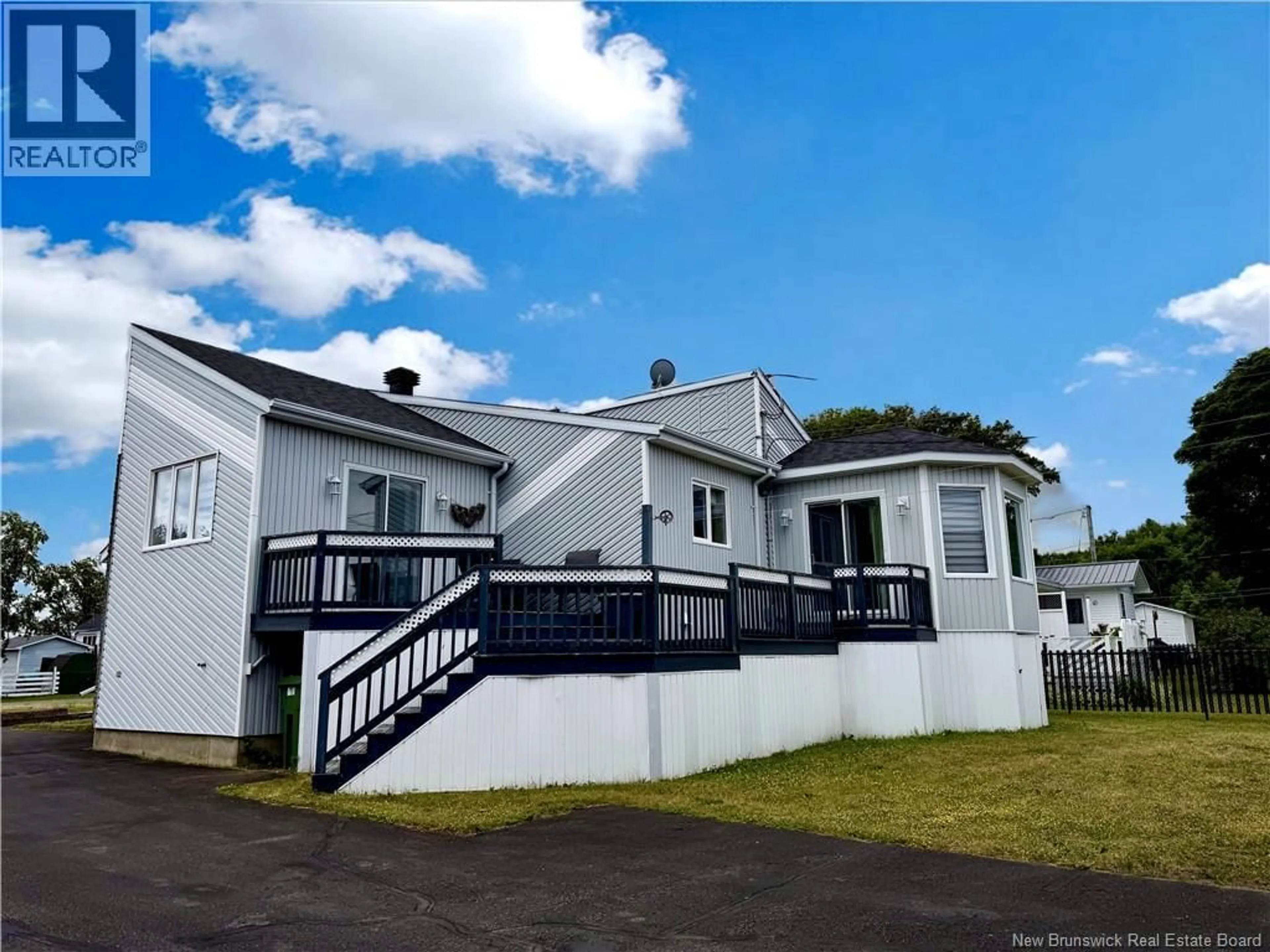 A pic from outside/outdoor area/front of a property/back of a property/a pic from drone, building for 30 FLORIENT, Petit-Rocher New Brunswick E8J1S3