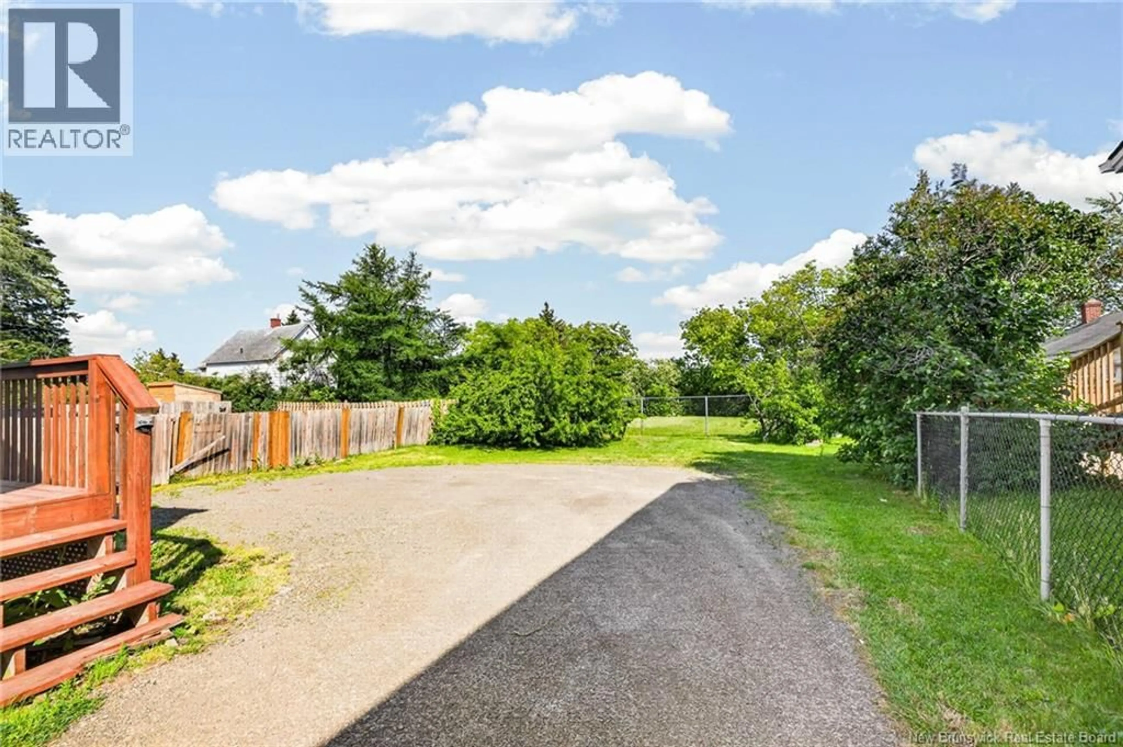 A pic from outside/outdoor area/front of a property/back of a property/a pic from drone, unknown for 1702 MAIN STREET, Moncton New Brunswick E1E1G9