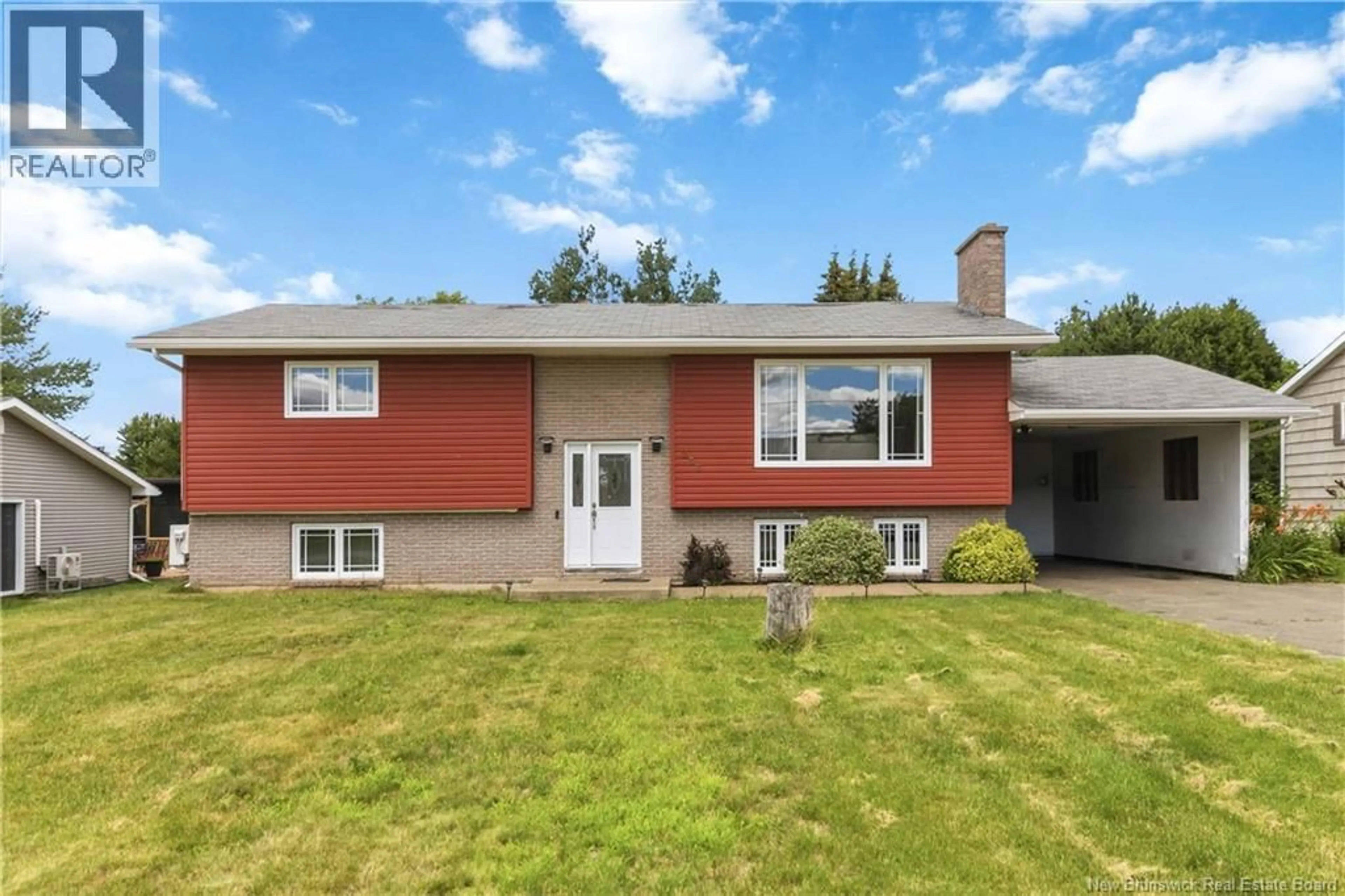 Home with vinyl exterior material, street for 236 CHAPELLE STREET, Dieppe New Brunswick E1A1B2