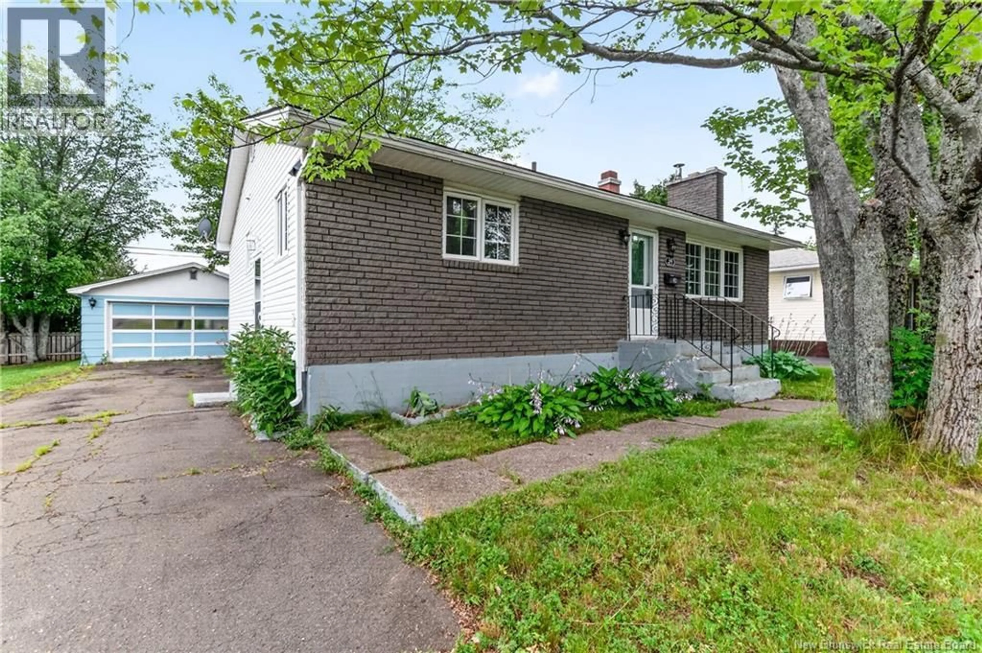 Home with vinyl exterior material, street for 34 SMITH STREET, Moncton New Brunswick E1C8G2