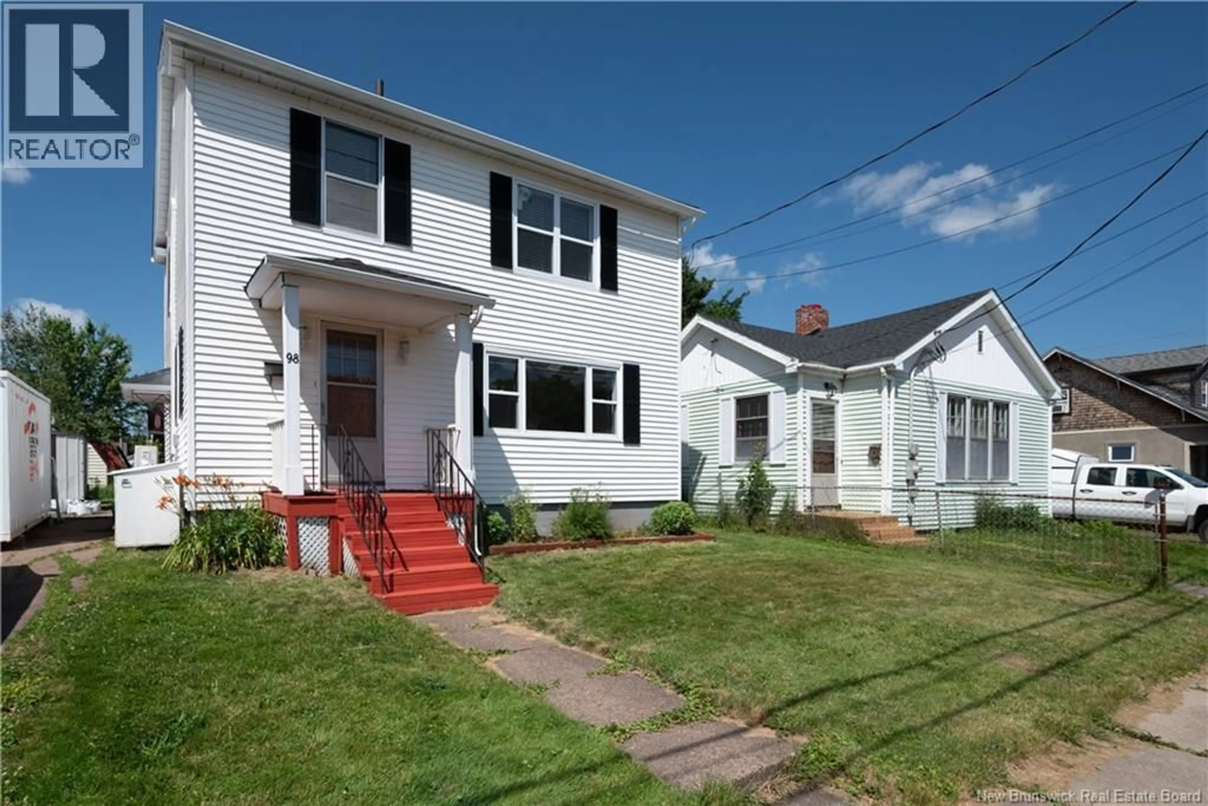 Home with vinyl exterior material, street for 98 MAPLE STREET, Moncton New Brunswick E1C6E3