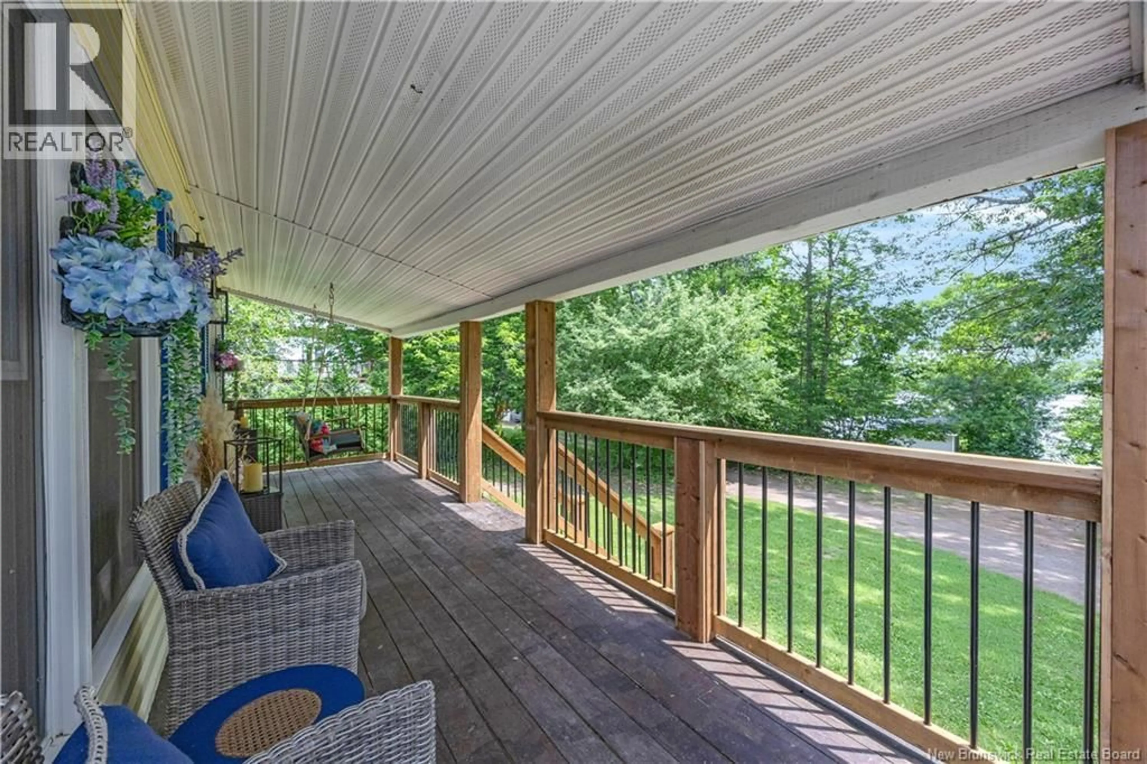 Patio, water/lake/river/ocean view for 6 MAPLE GROVE LANE, Cambridge-Narrows New Brunswick E4C4B8