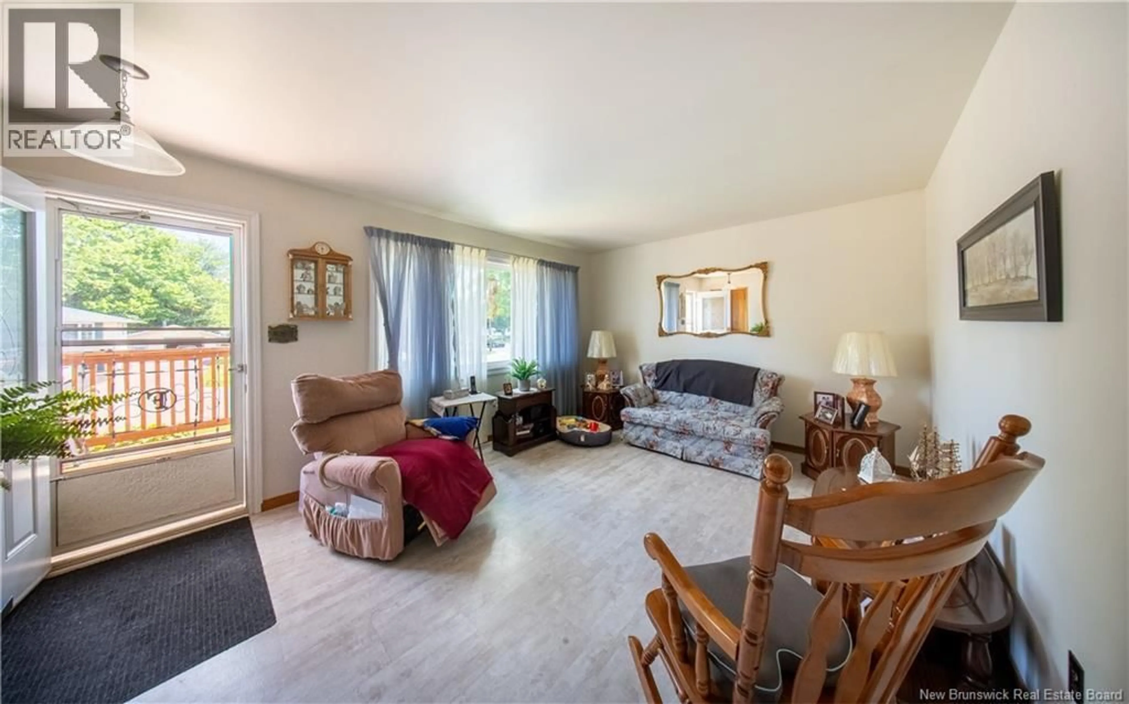 Living room with furniture, wood/laminate floor for 2 MANCHESTER CRESCENT, Riverview New Brunswick E1B3G4
