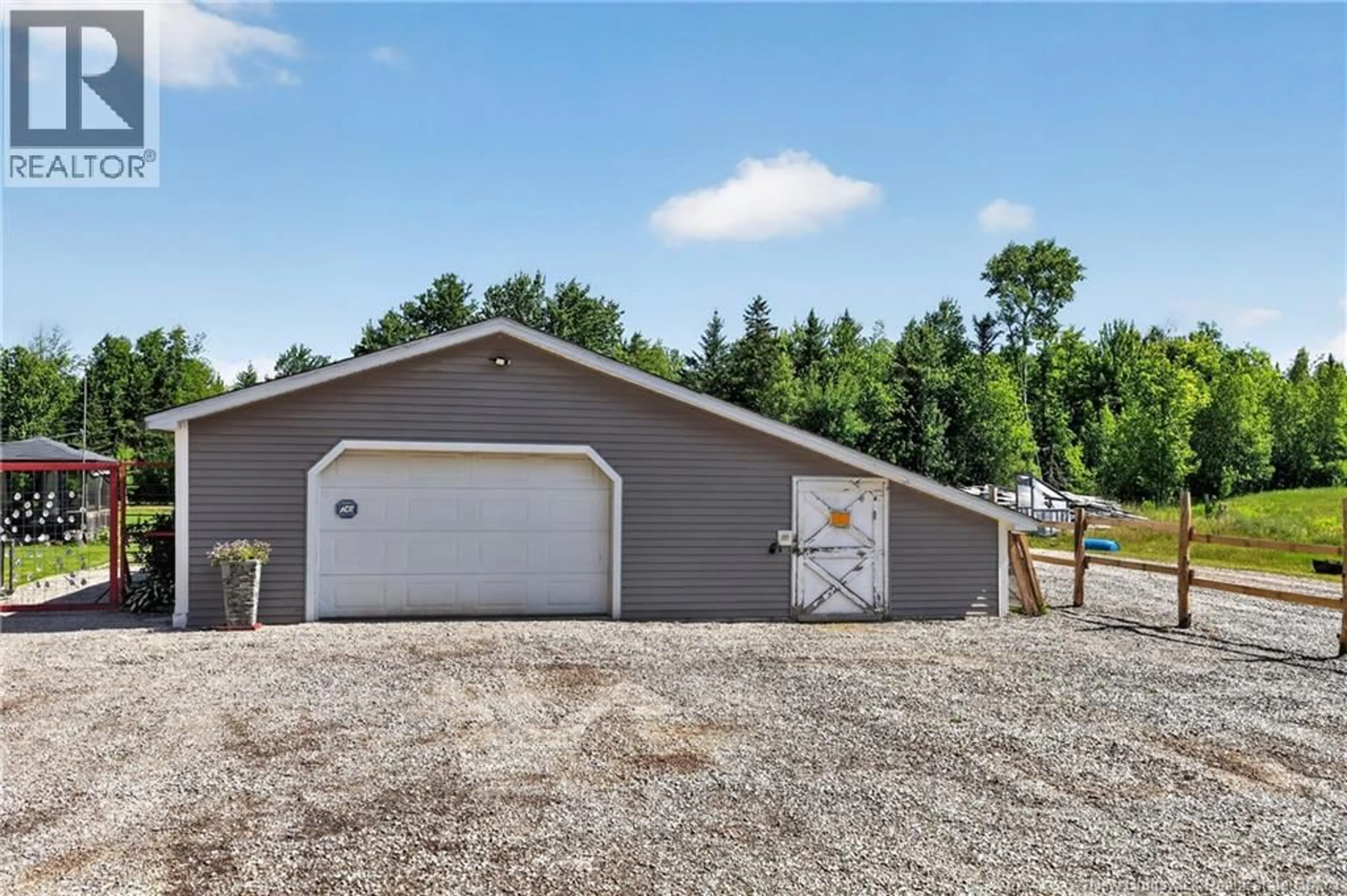 Indoor garage for 200 SANITORIUM ROAD, River Glade New Brunswick E4Z3N2