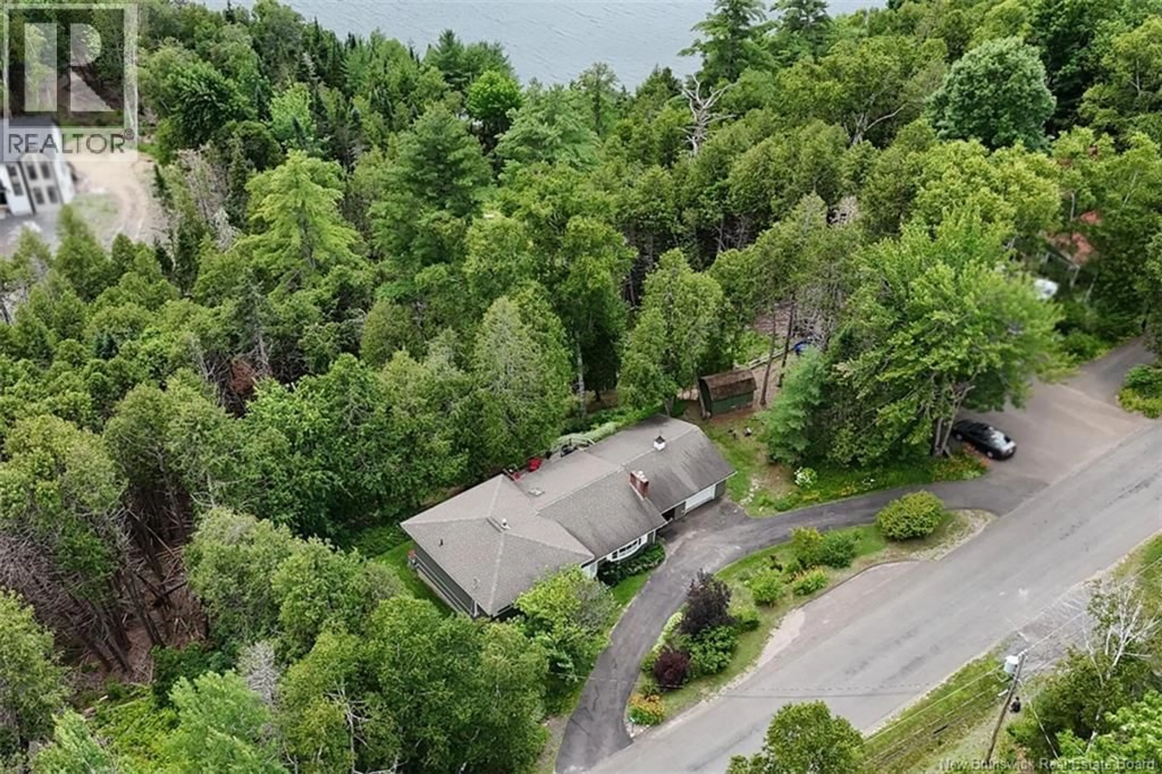 A pic from outside/outdoor area/front of a property/back of a property/a pic from drone, water/lake/river/ocean view for 110 WOODBINE LANE, Upper Kingsclear New Brunswick E3E1S3
