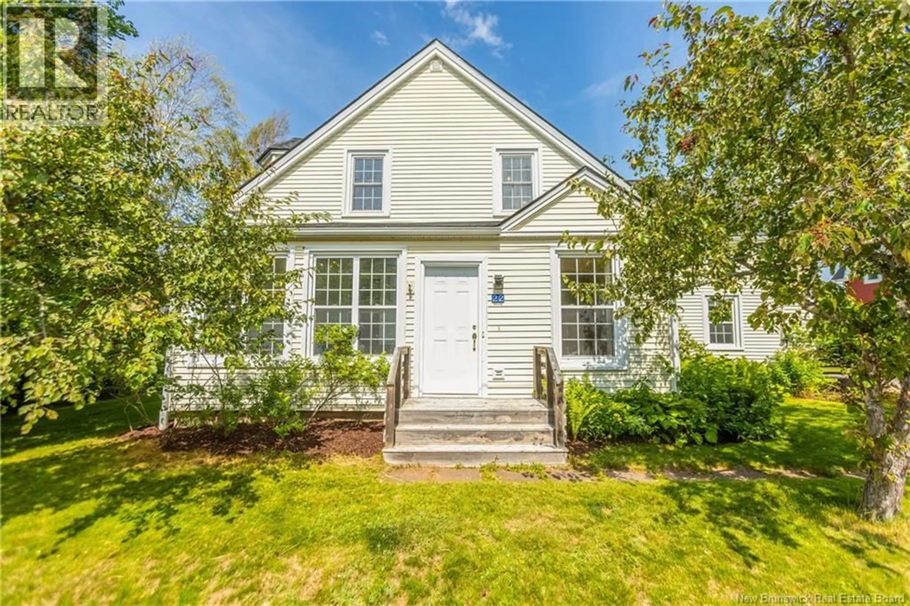 Home with vinyl exterior material, street for 22 WELDON STREET, Sackville New Brunswick E4L4N2