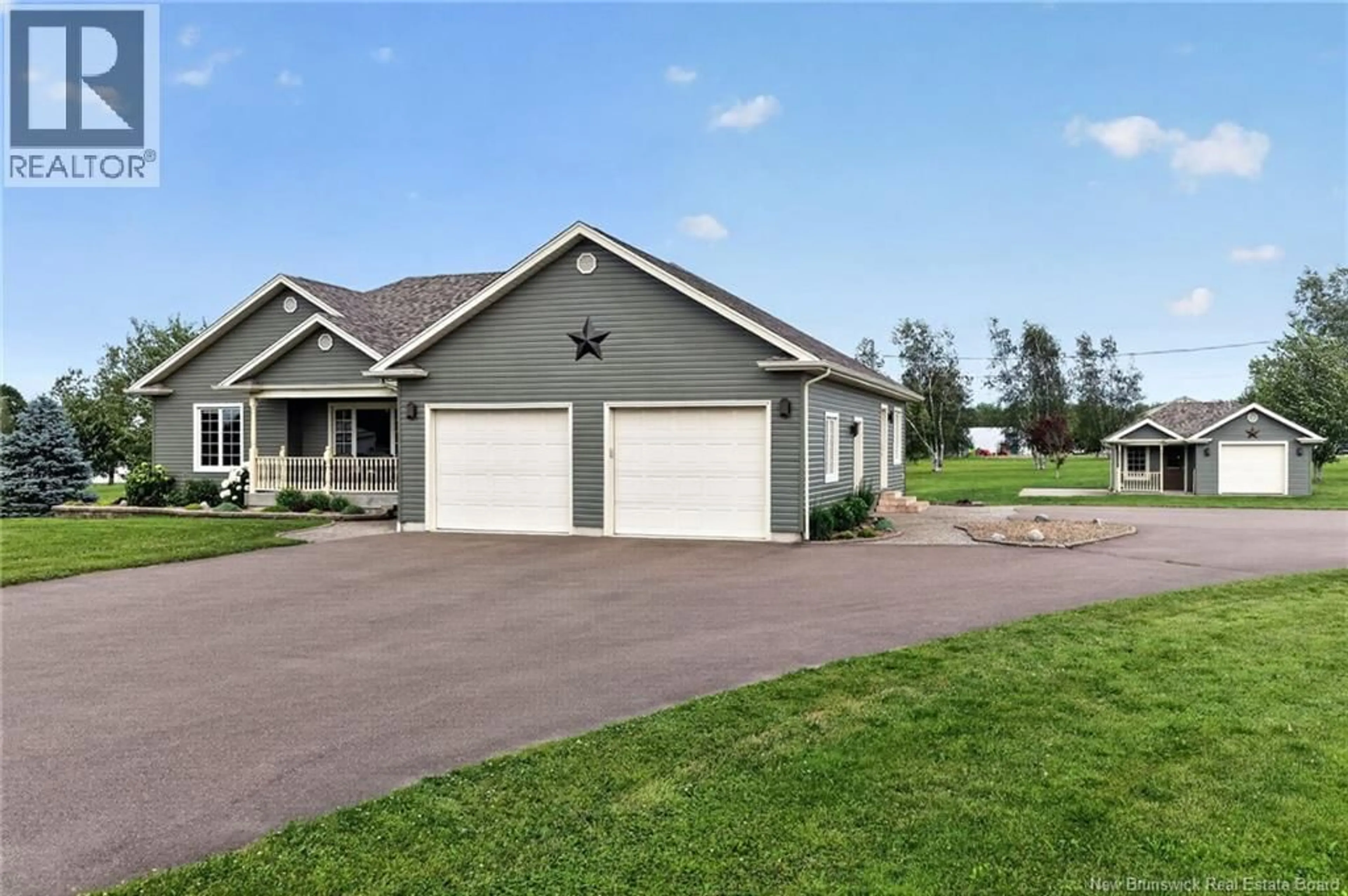 Home with vinyl exterior material, street for 3042 ROUTE 132, Scoudouc New Brunswick E4P3S4