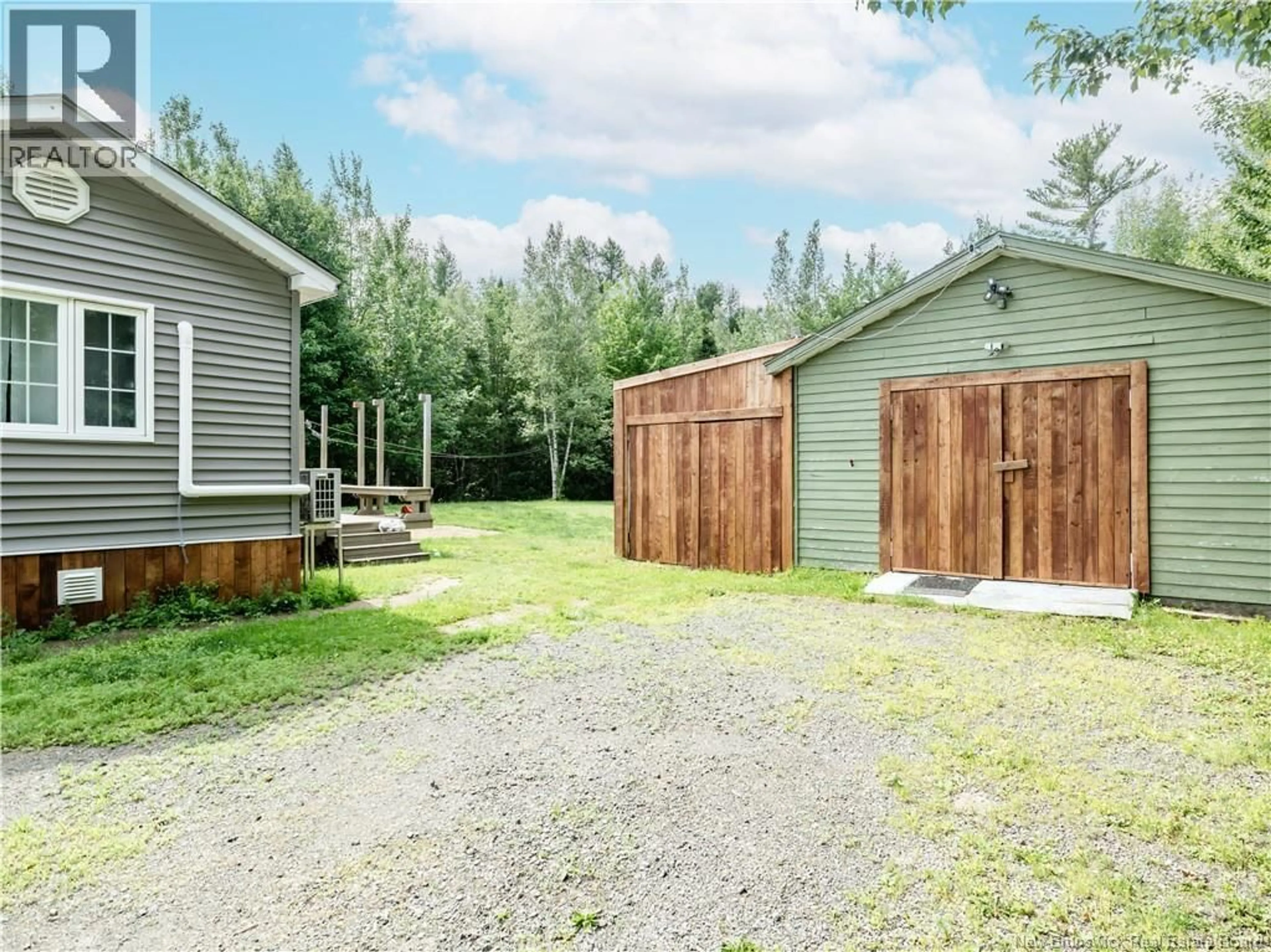 Shed for 10274 ROUTE 134, Saint-Louis-De-Kent New Brunswick E4X2K9