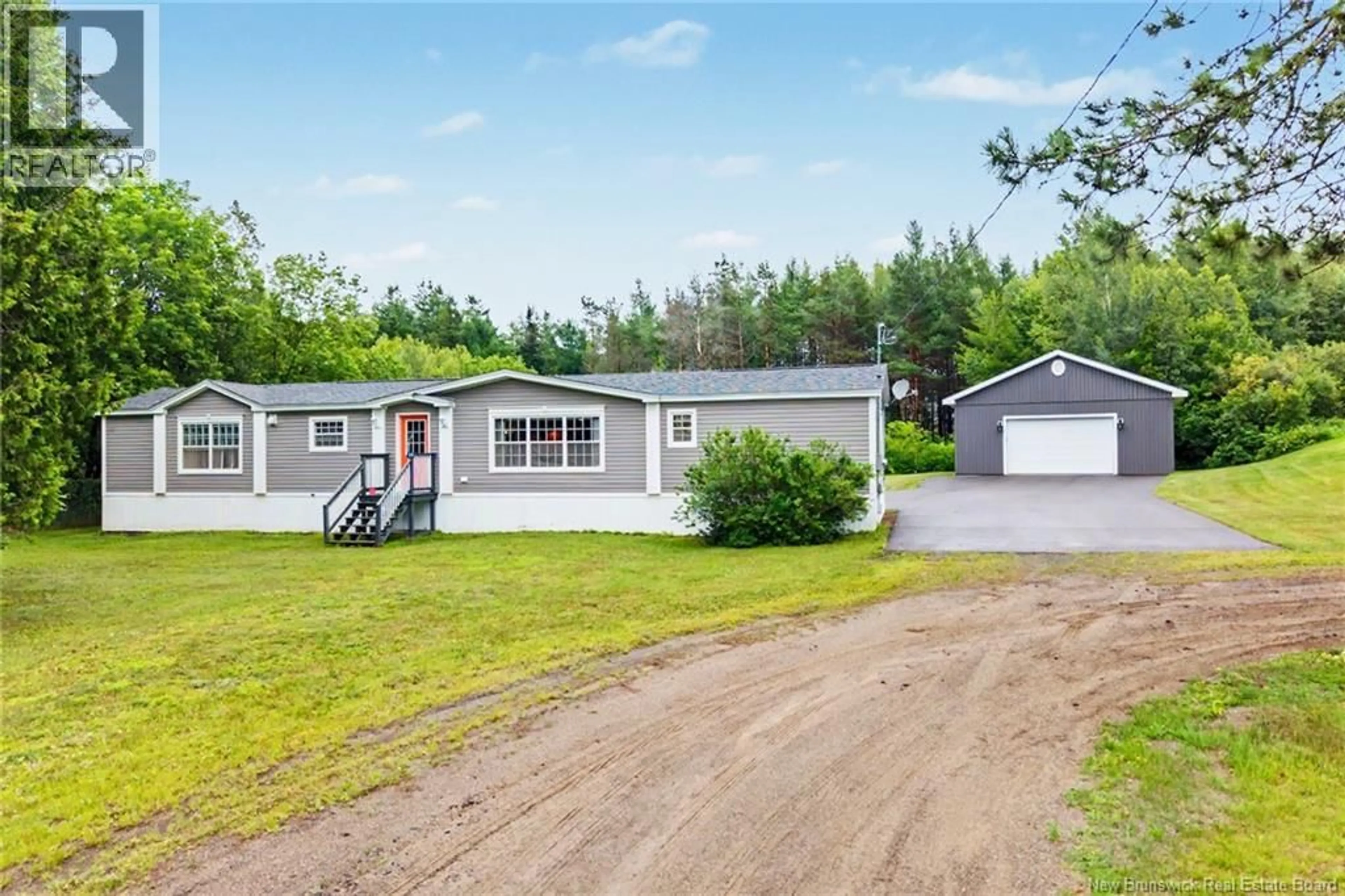 A pic from outside/outdoor area/front of a property/back of a property/a pic from drone, street for 19 PINE STREET, Chipman New Brunswick E4A1Z4