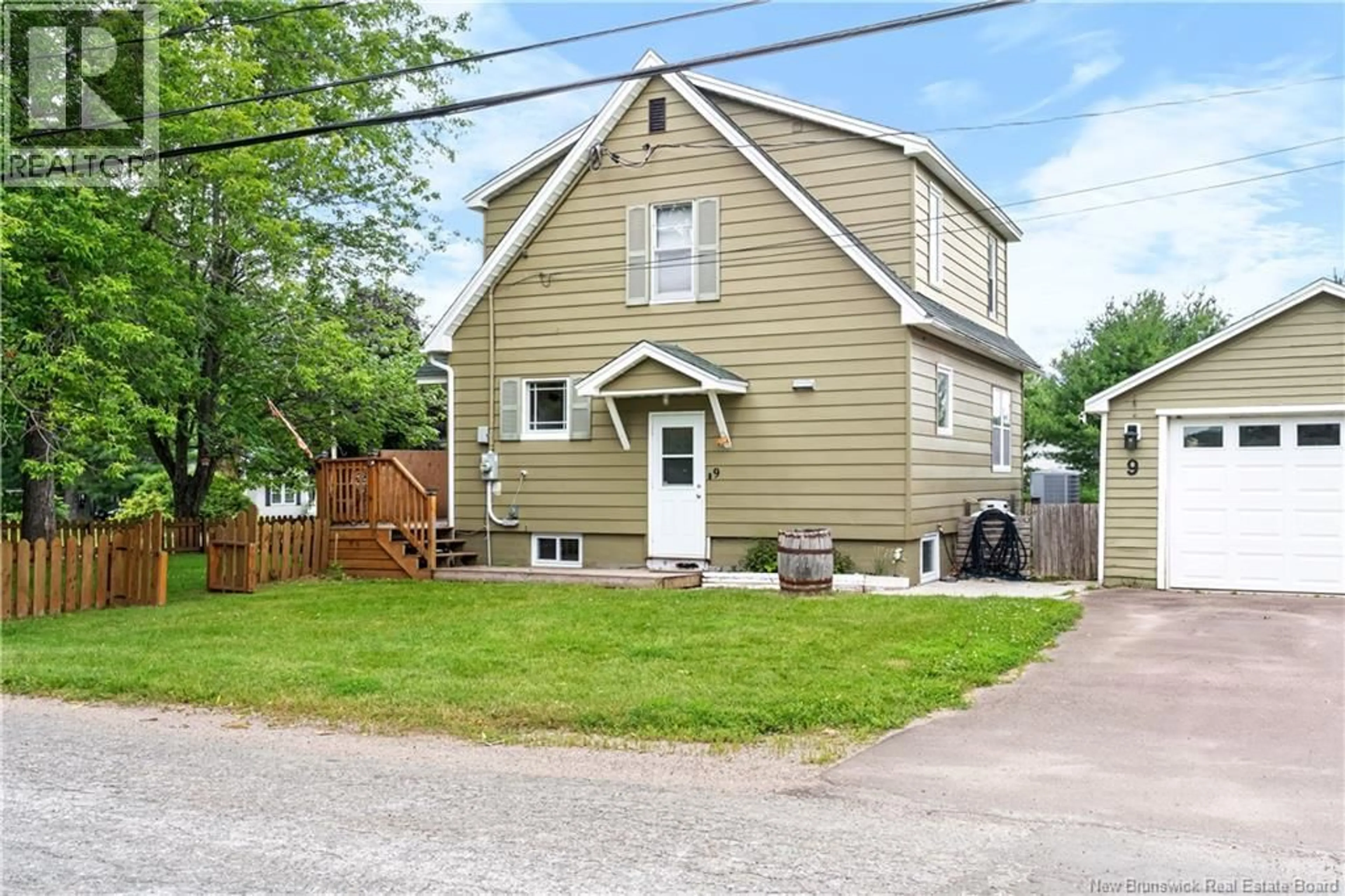 Home with vinyl exterior material, street for 9 ACADEMY LANE, Petitcodiac New Brunswick E4Z4C2