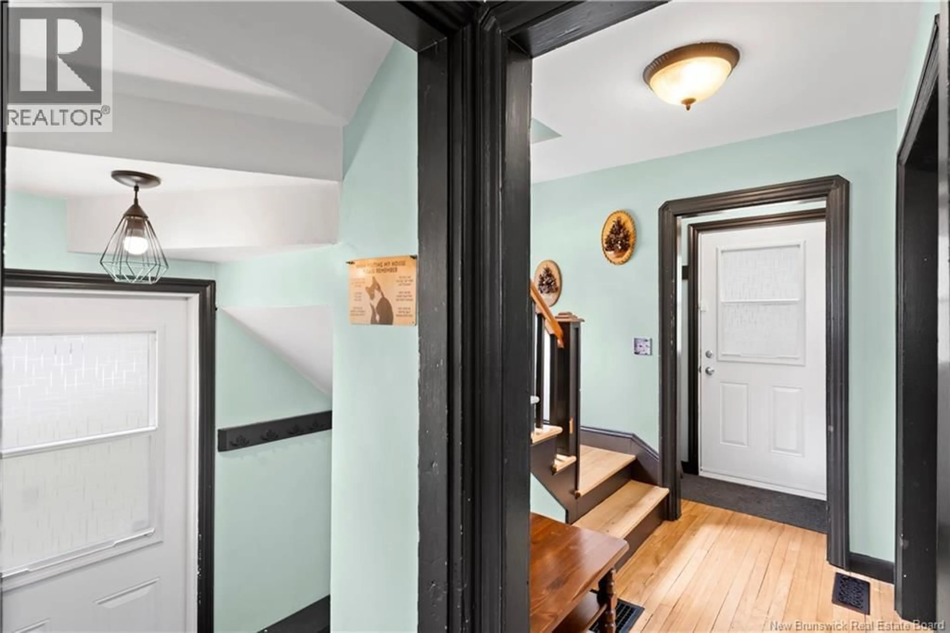 Indoor entryway for 9 ACADEMY LANE, Petitcodiac New Brunswick E4Z4C2
