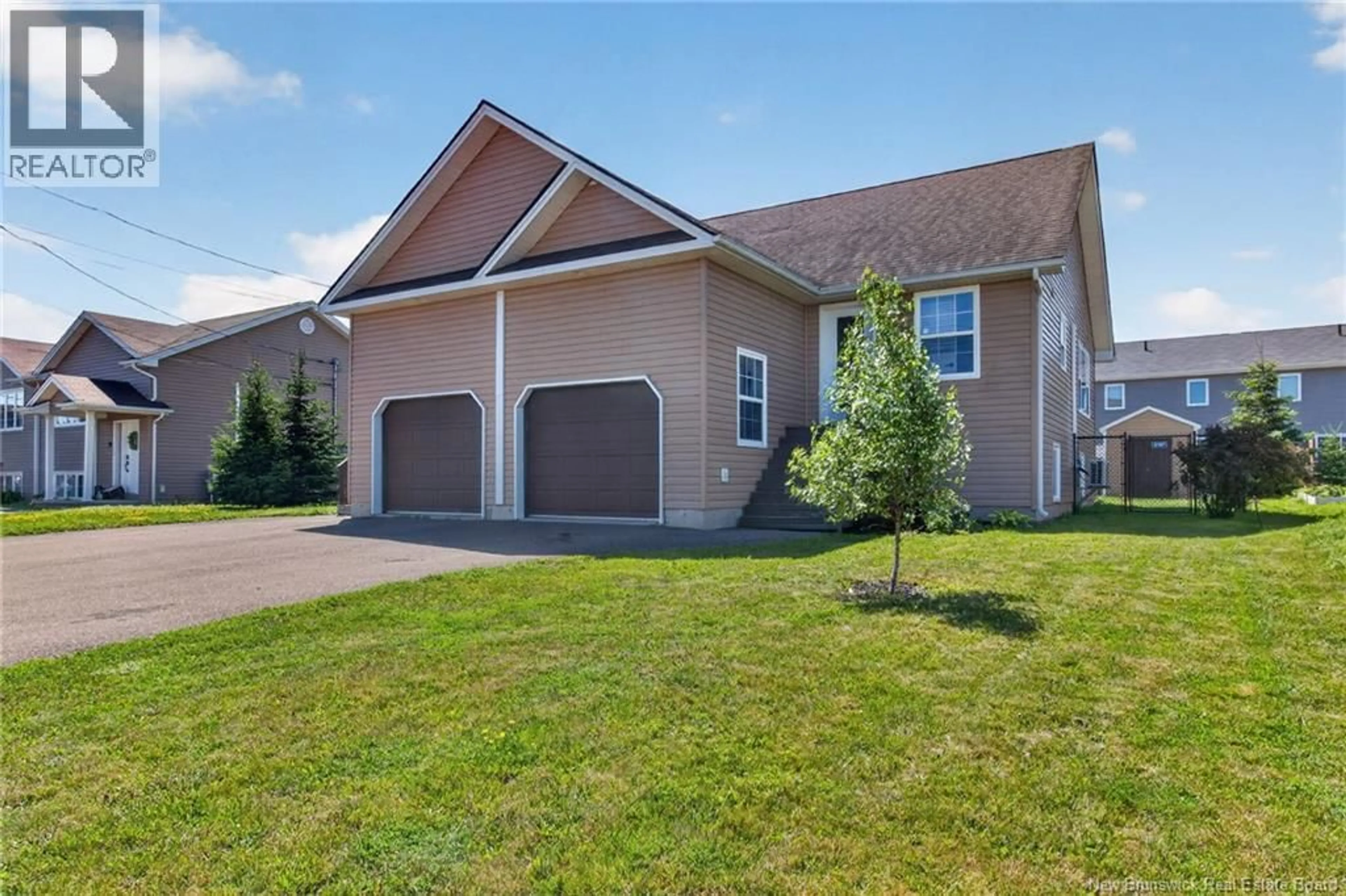 Home with vinyl exterior material, street for 93 JEANNETTE, Dieppe New Brunswick E1A0K3