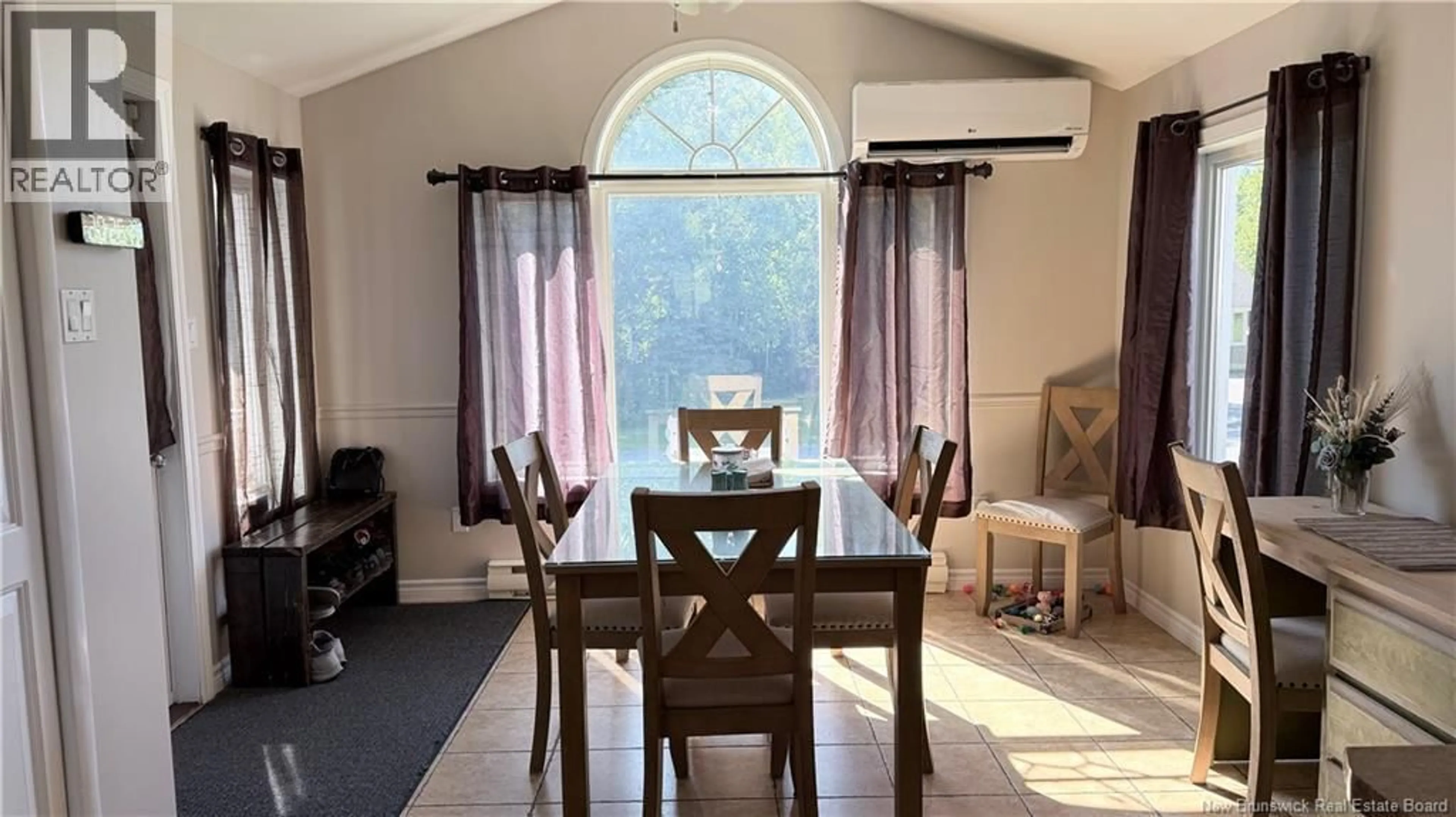 Dining room, unknown for 364 BOULEVARD LONG, Clair New Brunswick E7A2C6