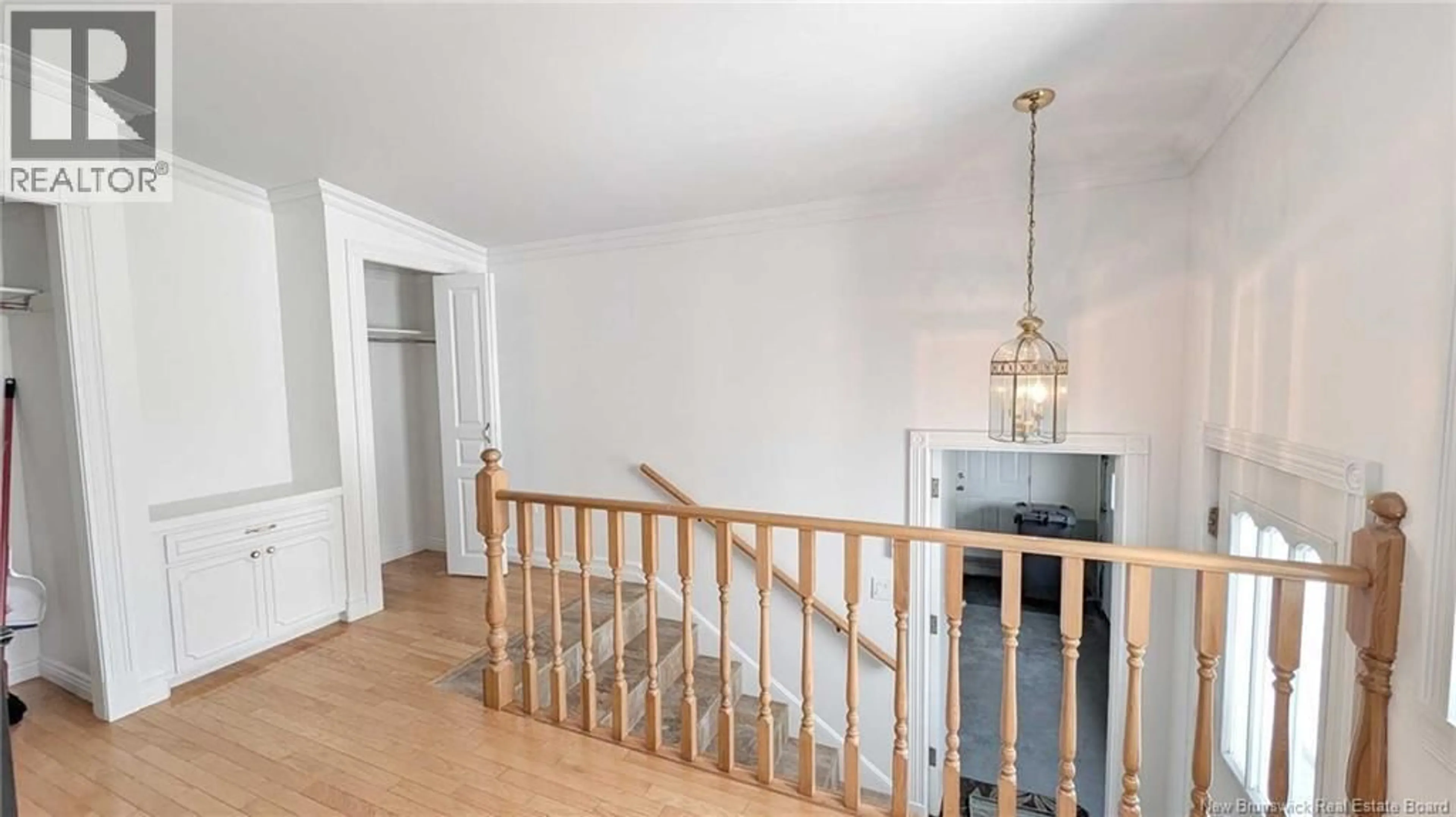 Indoor foyer for 134 RUE 13, Shippagan New Brunswick E8S1C8