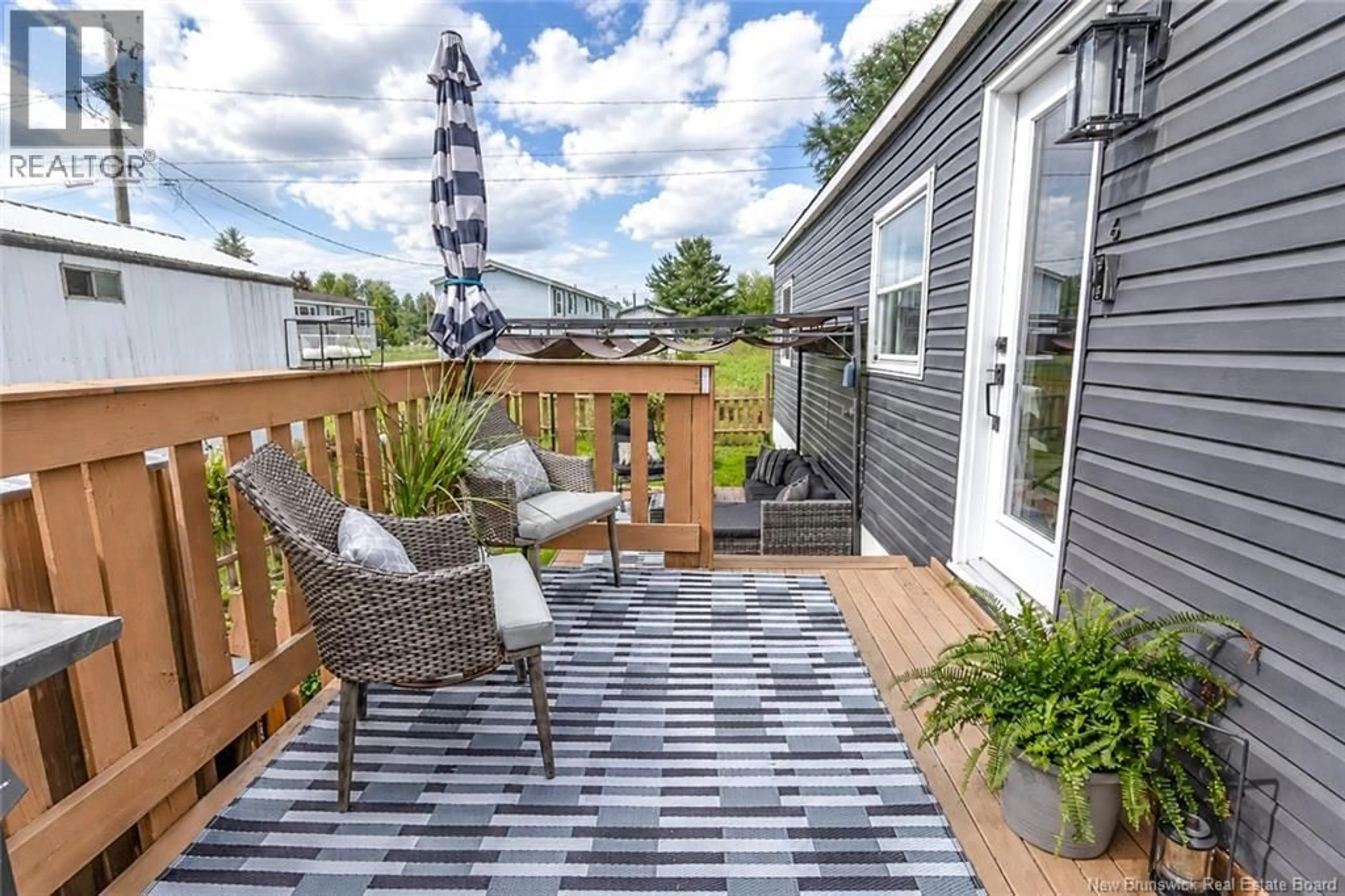 Patio, street for 6 HOLLY STREET, Lincoln New Brunswick E3B6W3
