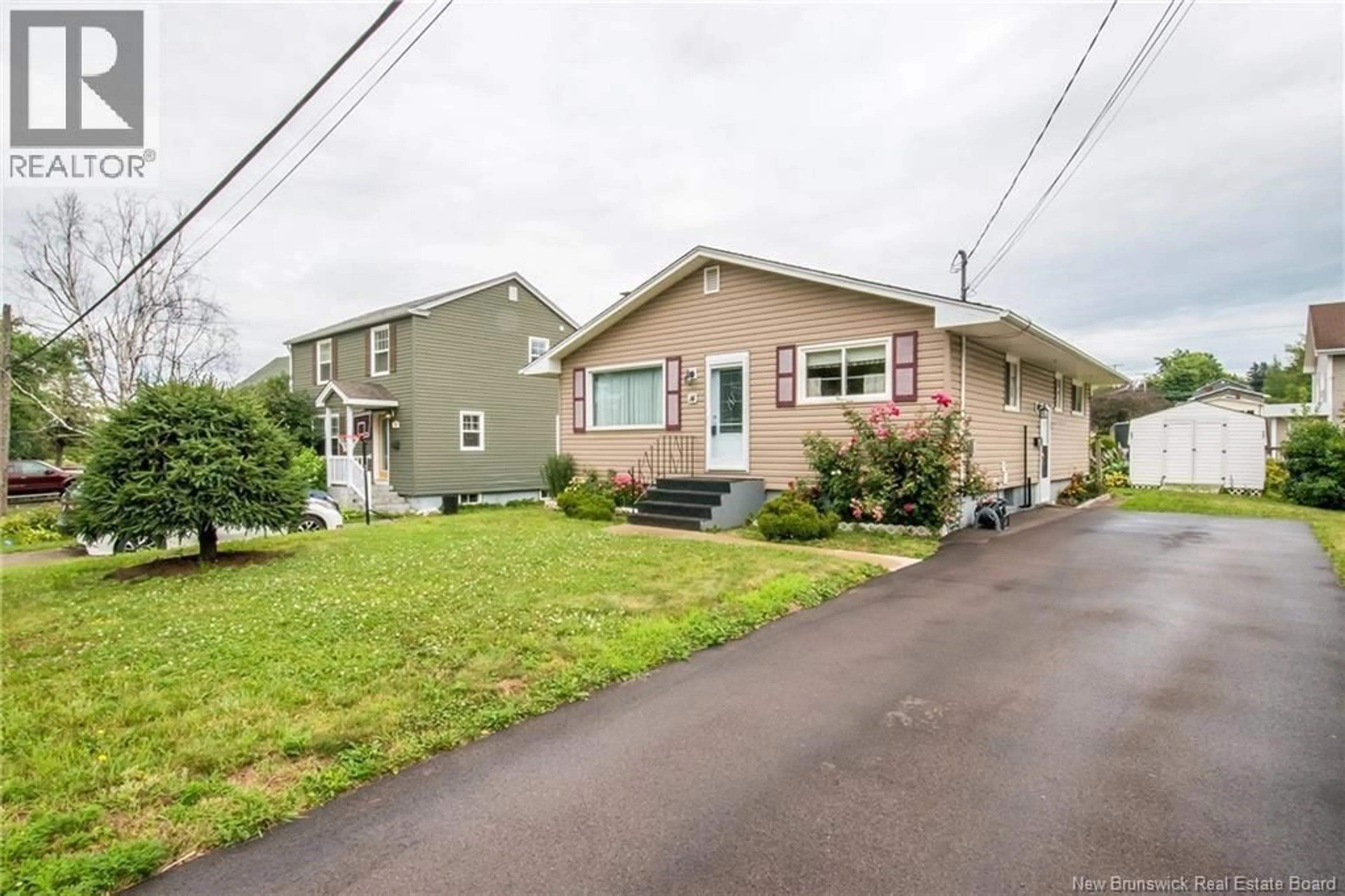 Home with vinyl exterior material, street for 14 WILMOT AVENUE, Riverview New Brunswick E1B1V8