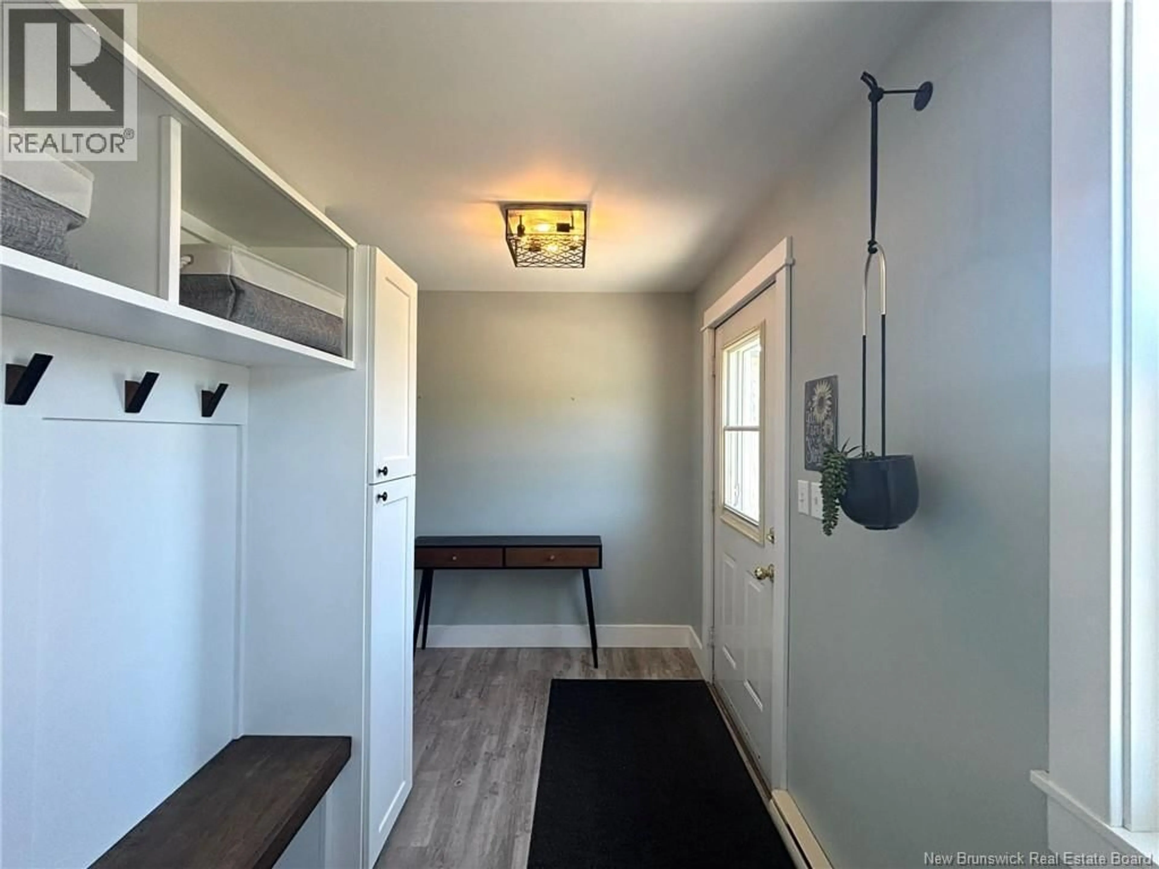 Indoor entryway for 1102 ROUTE 776, Grand Manan New Brunswick E5G4E9