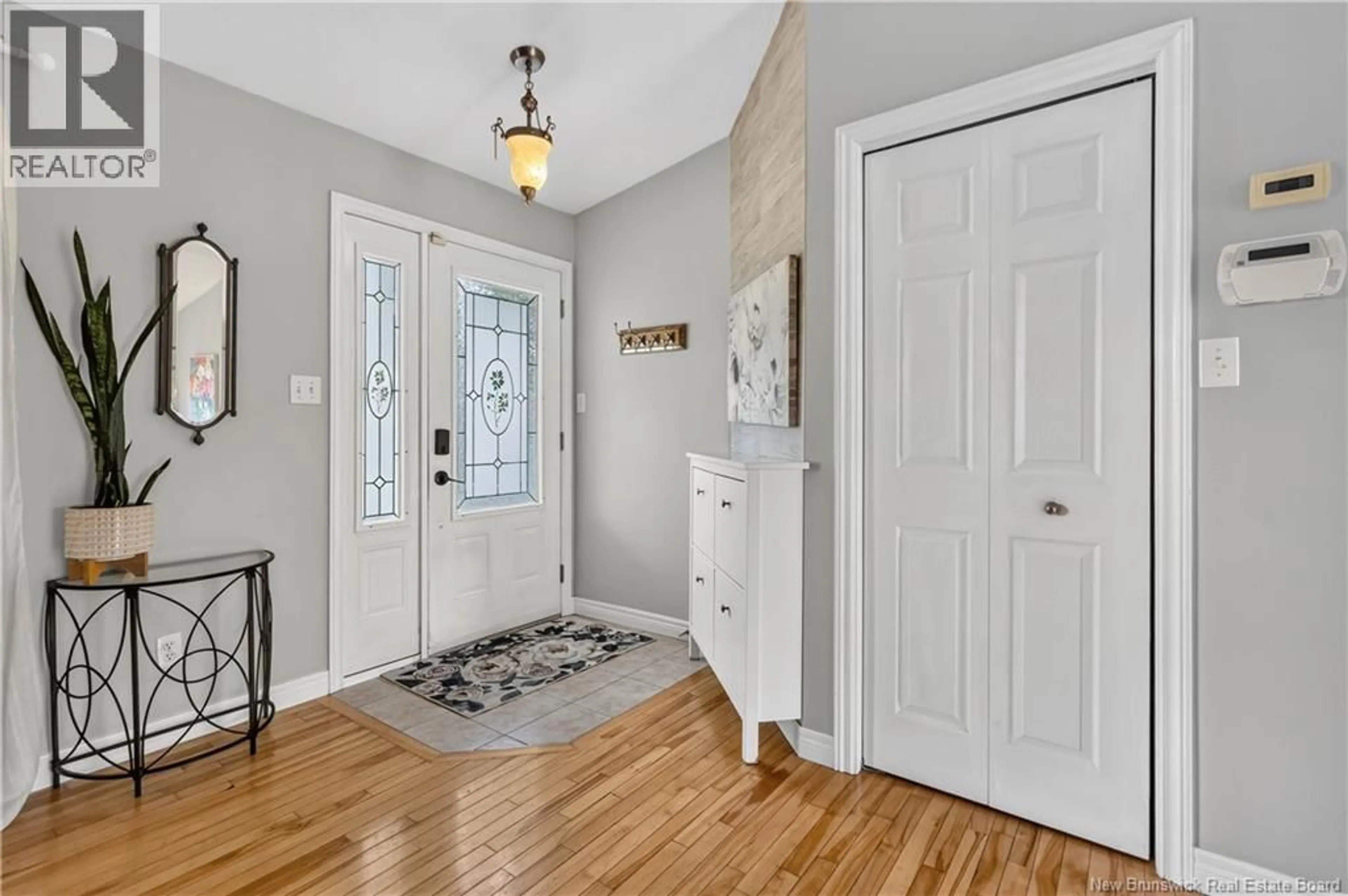 Indoor entryway for 39 LOTUSROW DRIVE, Moncton New Brunswick E1E4W1