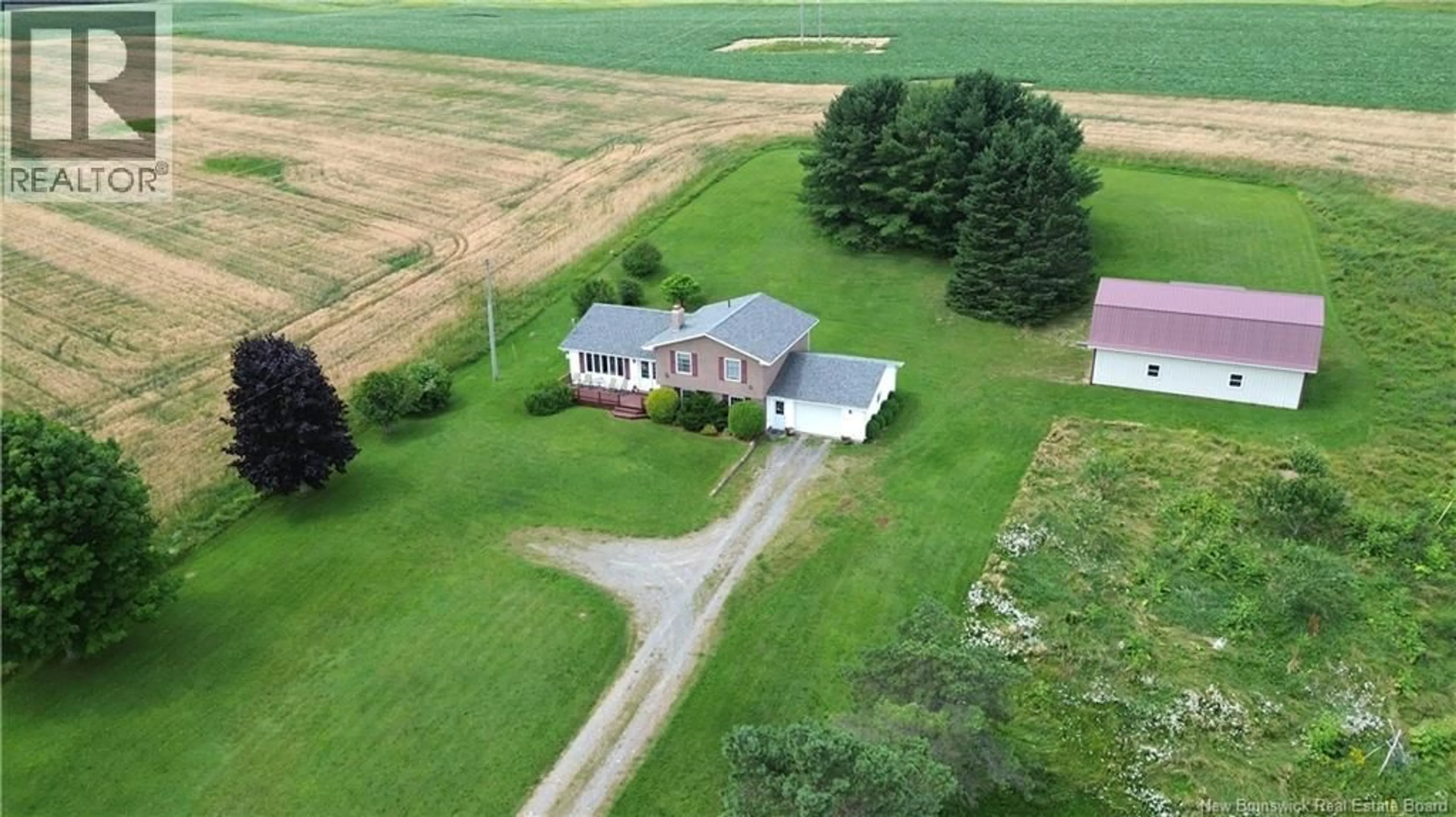 A pic from outside/outdoor area/front of a property/back of a property/a pic from drone, building for 722 590 ROUTE, Waterville New Brunswick E7P1B9