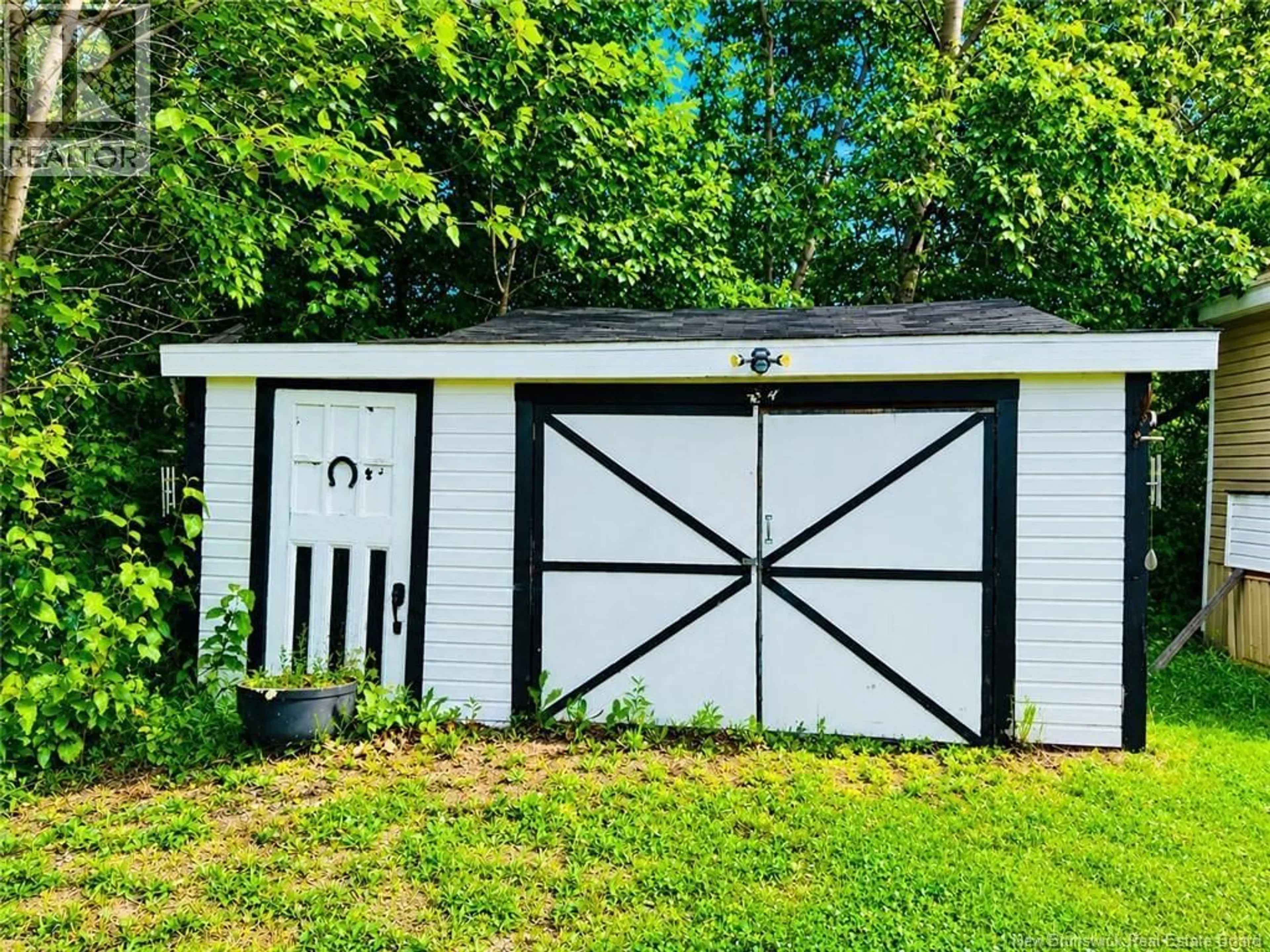 Shed for 405 BIRCH, Beresford New Brunswick E8K1E1