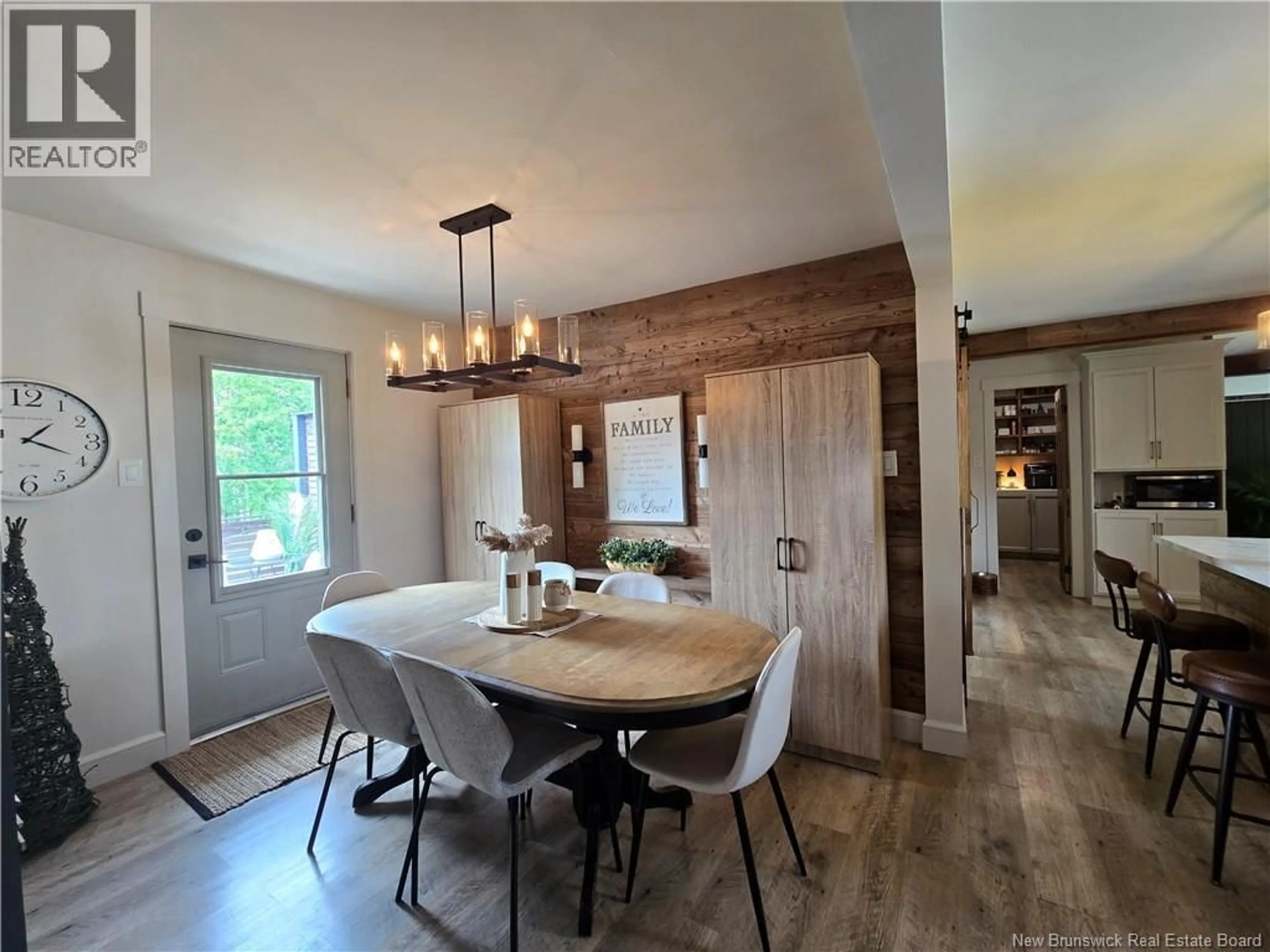 Dining room, wood/laminate floor for 1729 ROUTE 315, Dunlop New Brunswick E8K2K7
