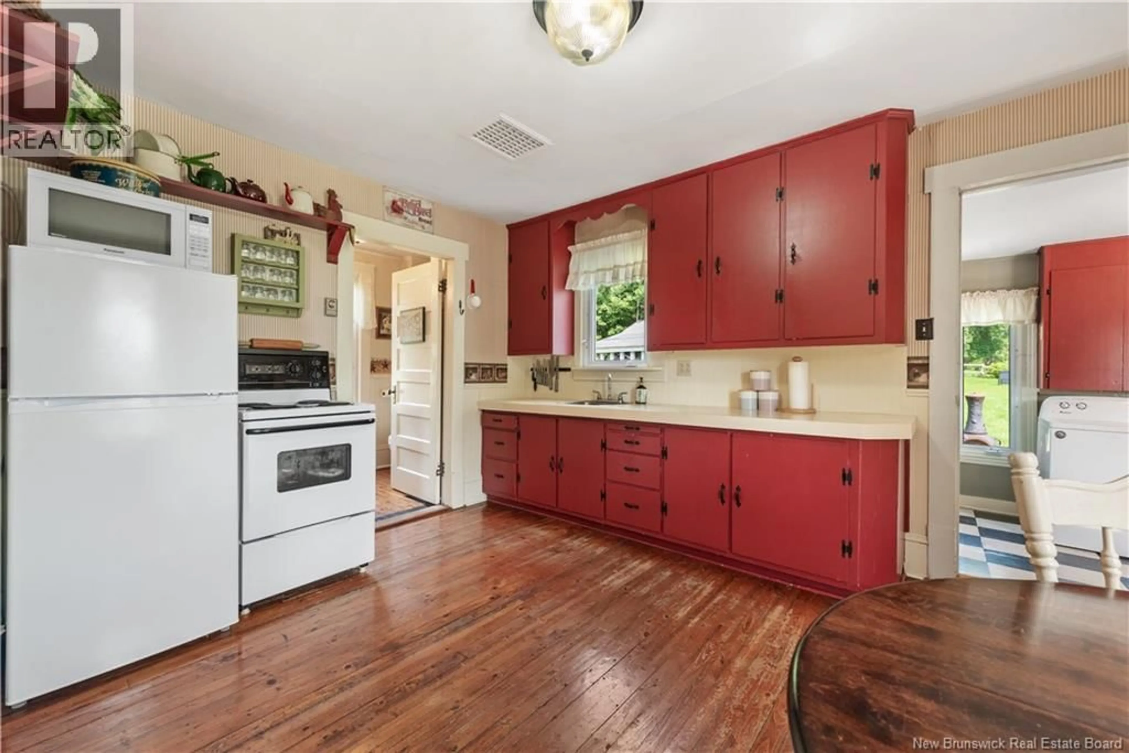 Standard kitchen, unknown for 5636 KING STREET, Riverside-Albert New Brunswick E4H4A9