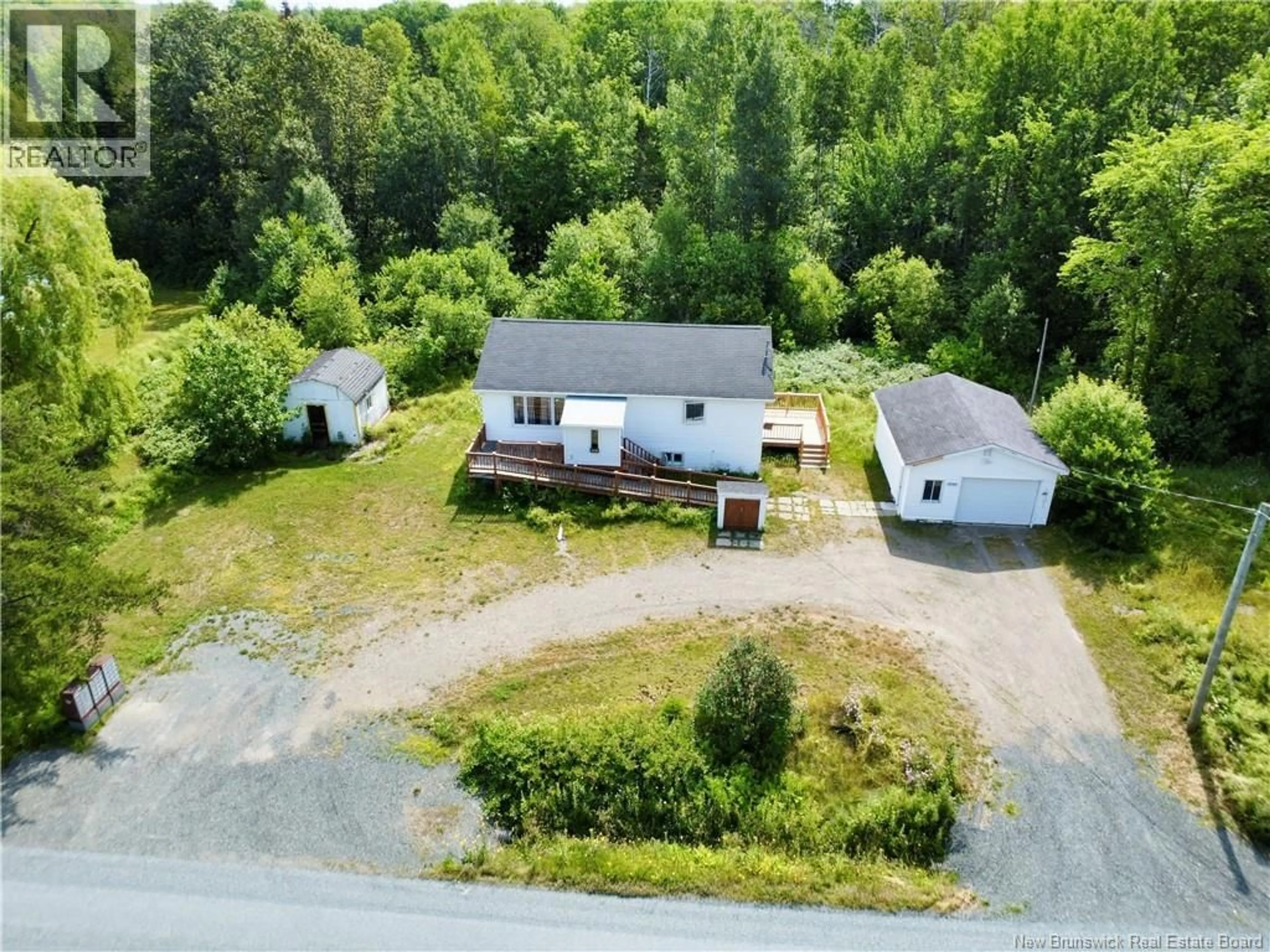 A pic from outside/outdoor area/front of a property/back of a property/a pic from drone, unknown for 2586 ROUTE 322, Saint-Laurent New Brunswick E8K3K9