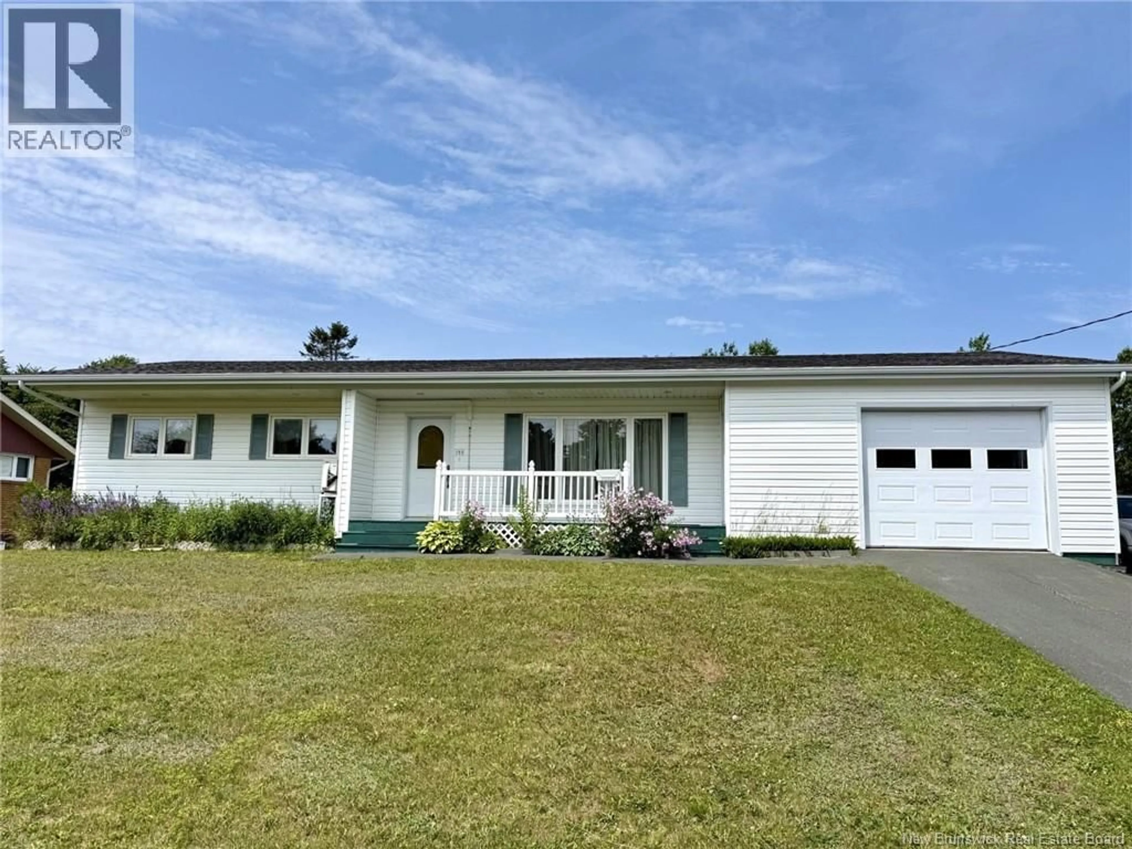 Home with vinyl exterior material, unknown for 155 RUE DES PEUPLIERS, Shippagan New Brunswick E8S1J7