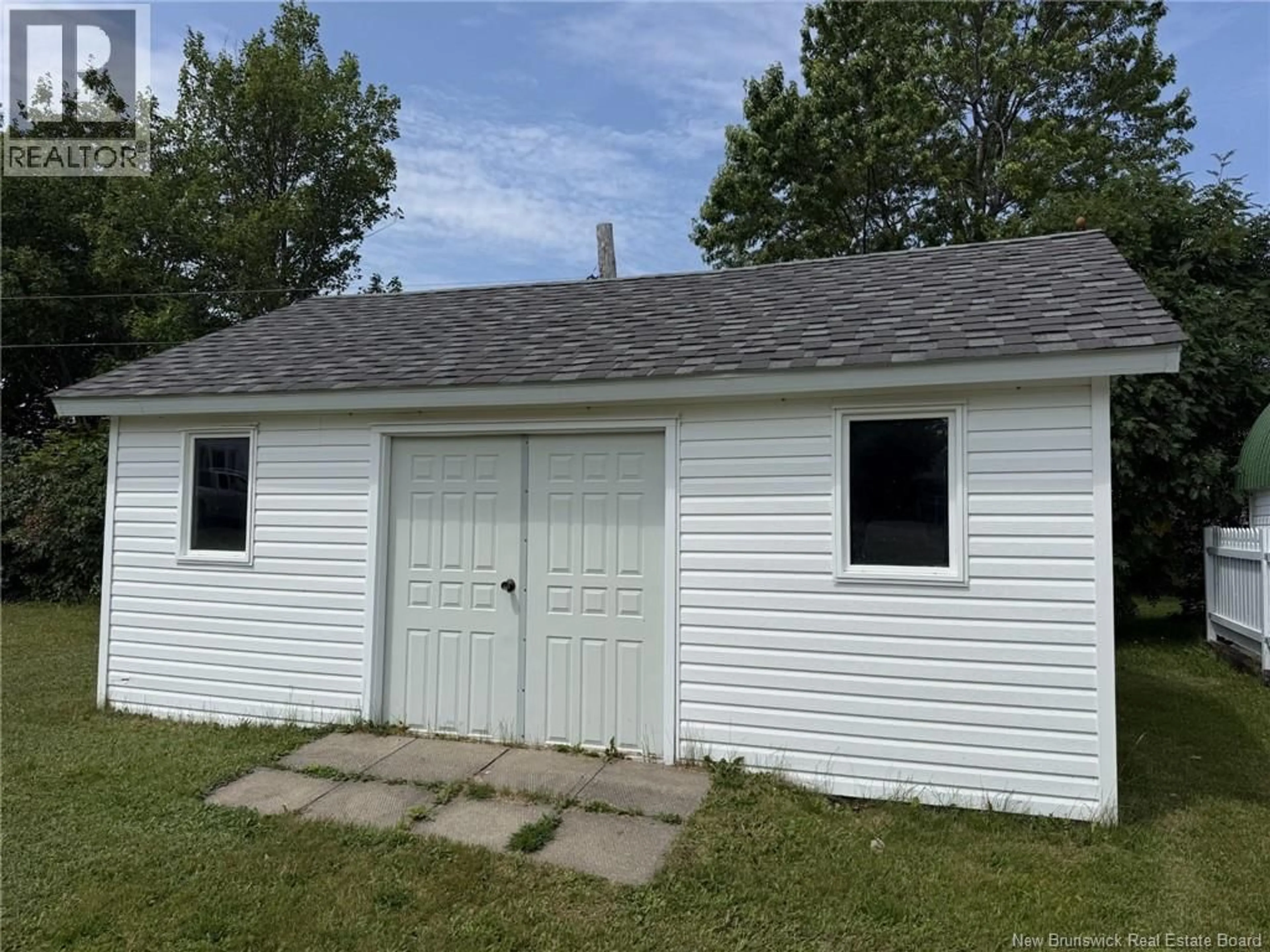 Shed for 155 RUE DES PEUPLIERS, Shippagan New Brunswick E8S1J7