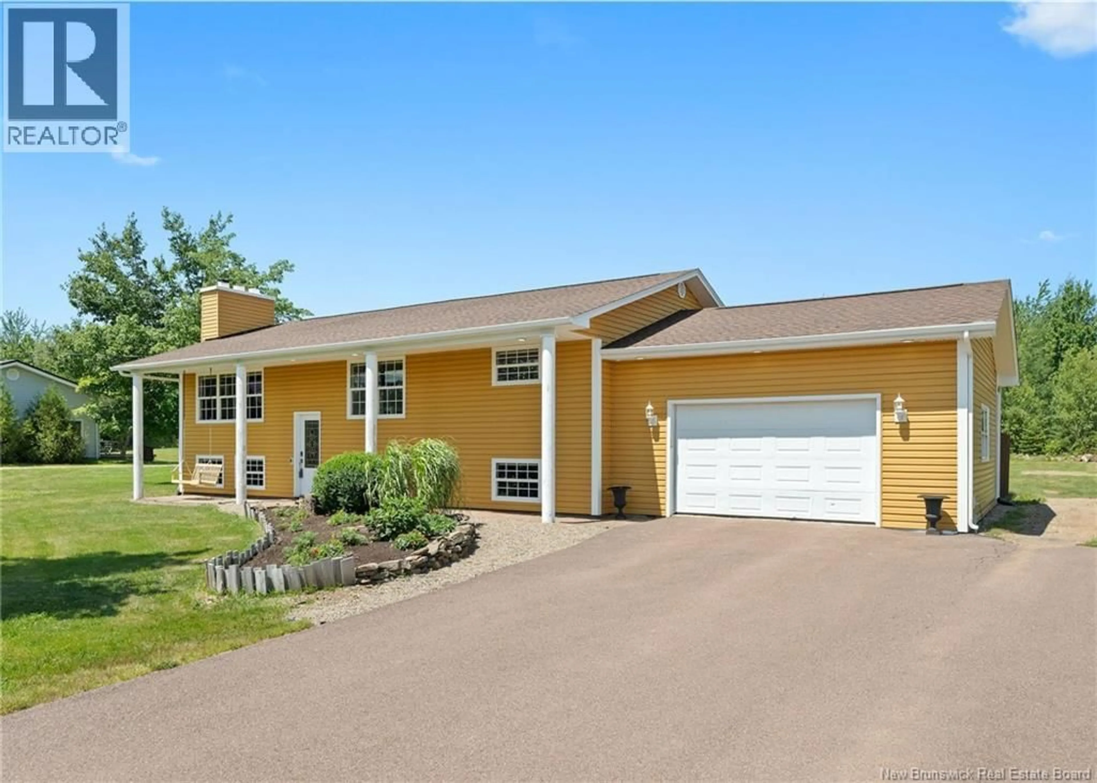 Home with vinyl exterior material, street for 92 LITTLE DOVER ROAD, Memramcook New Brunswick E4K2M8