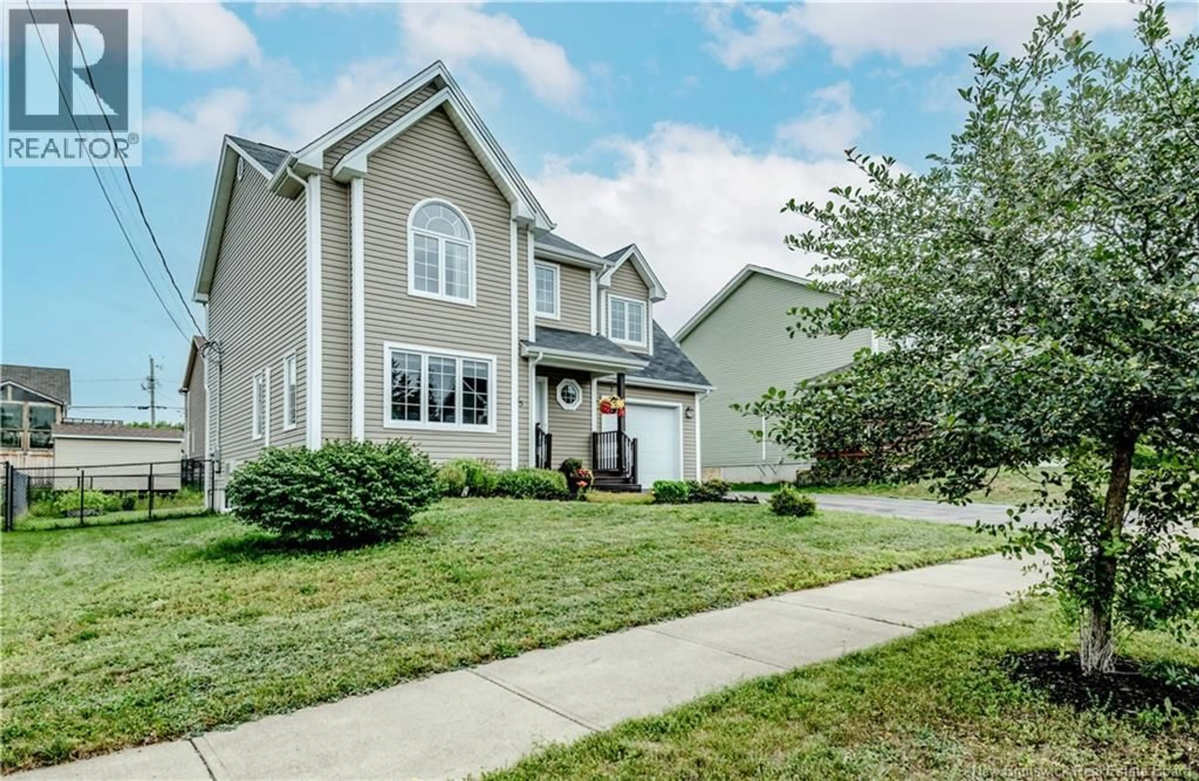 Home with vinyl exterior material, street for 65 CUMBERLAND, Moncton New Brunswick E1G0Z9