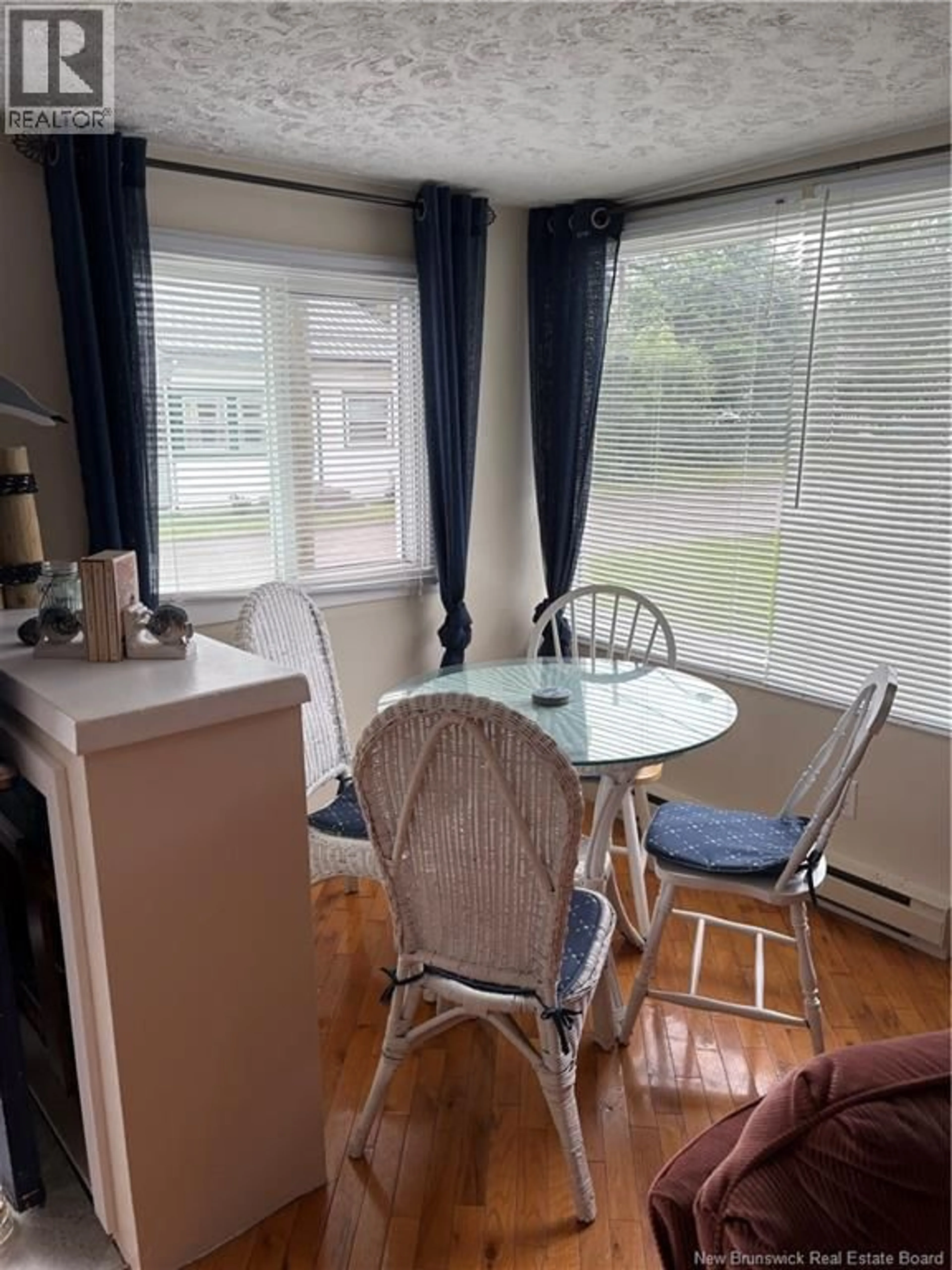 A pic of a room for 60 FIRST AVENUE, Pointe-Du-Chêne New Brunswick E4P4G3