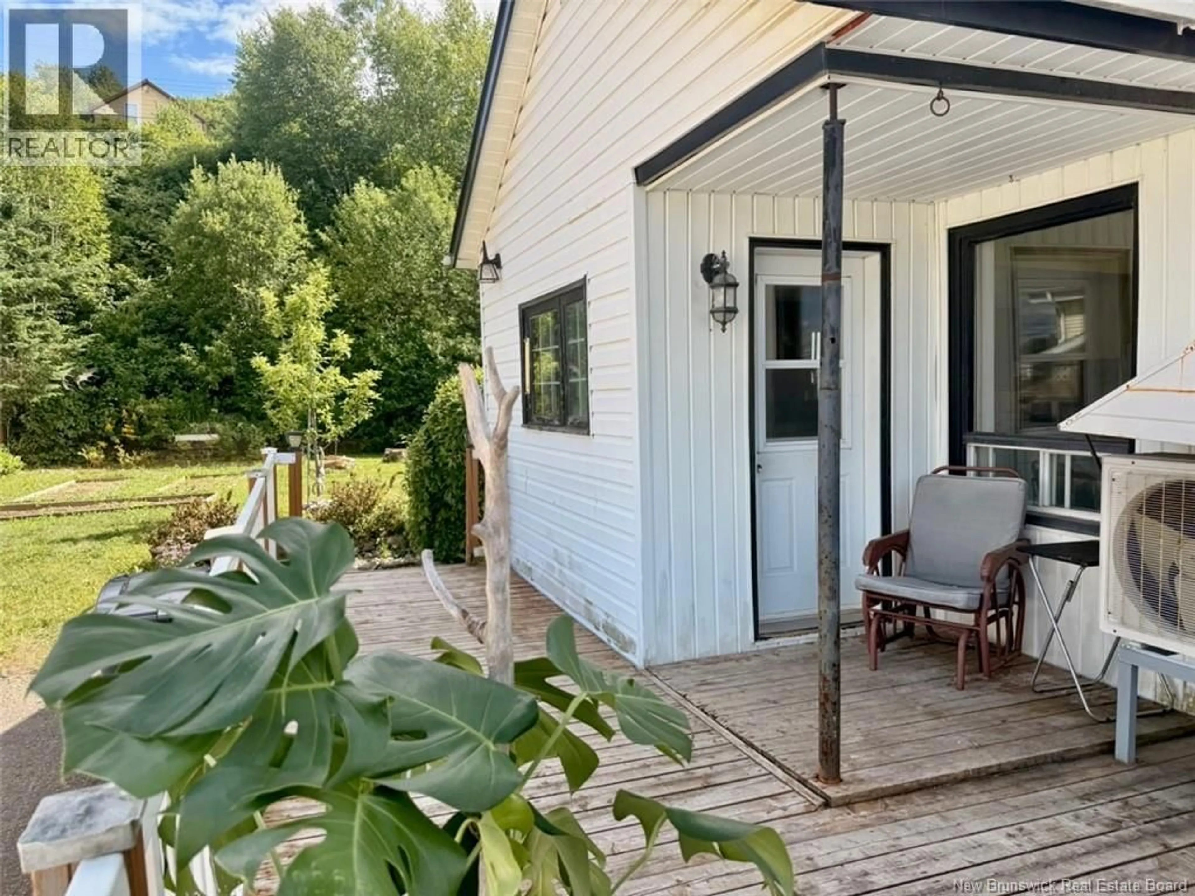 Patio, street for 342 NOTRE DAME STREET, Atholville New Brunswick E3N4A2