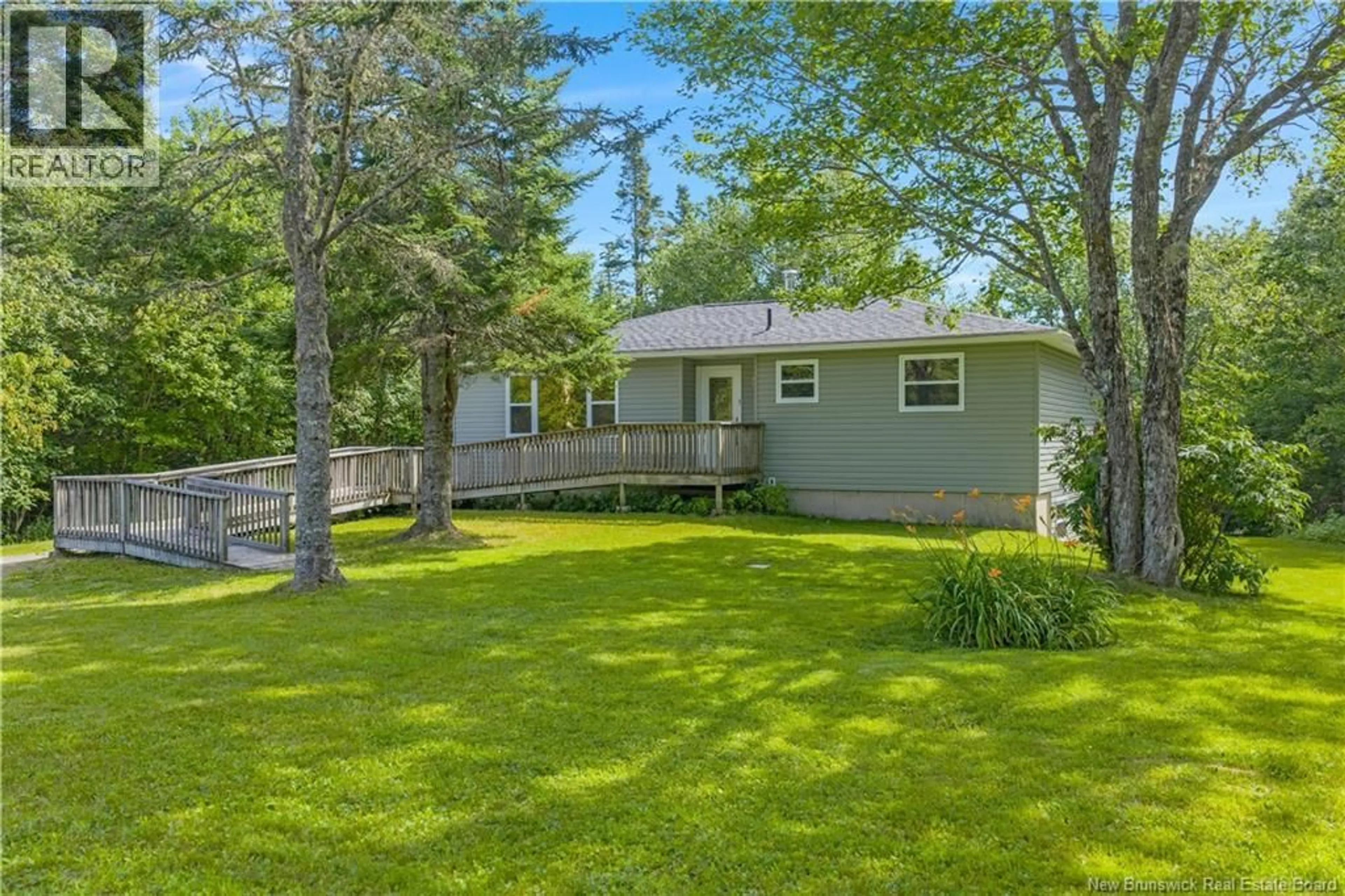 A pic from outside/outdoor area/front of a property/back of a property/a pic from drone, unknown for 5 BIRCH LANE, Willow Grove New Brunswick E2S1K4