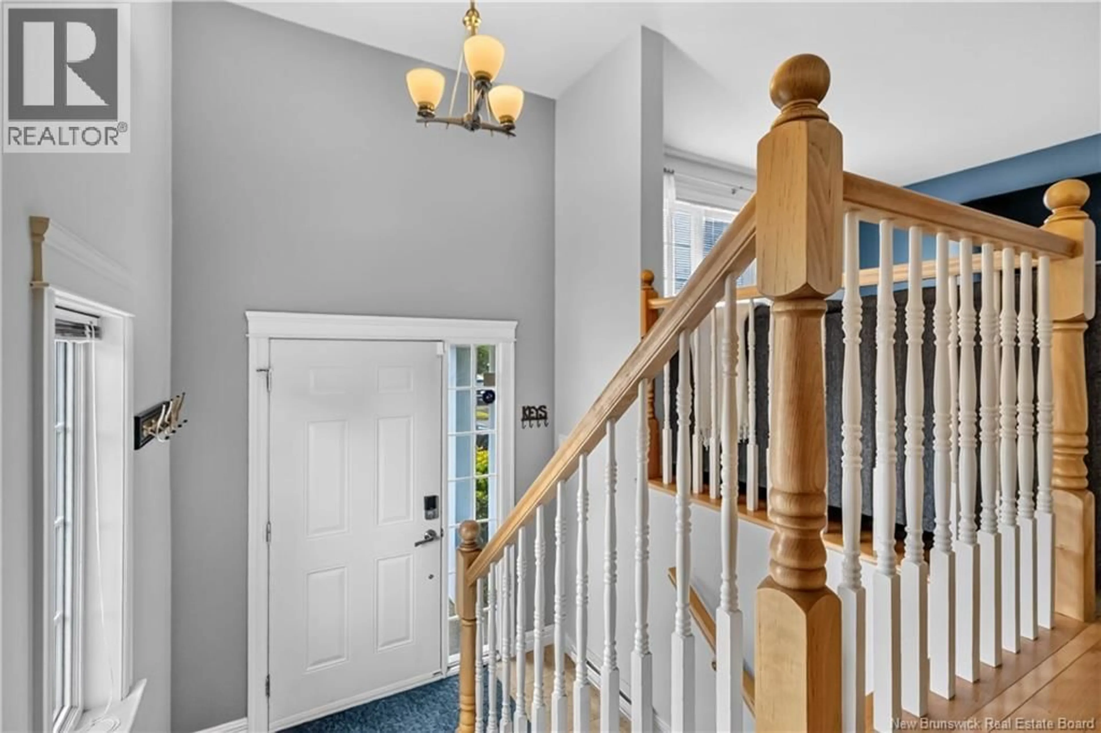 Indoor foyer for 60 CORIANDER STREET, Moncton New Brunswick E1G0R6
