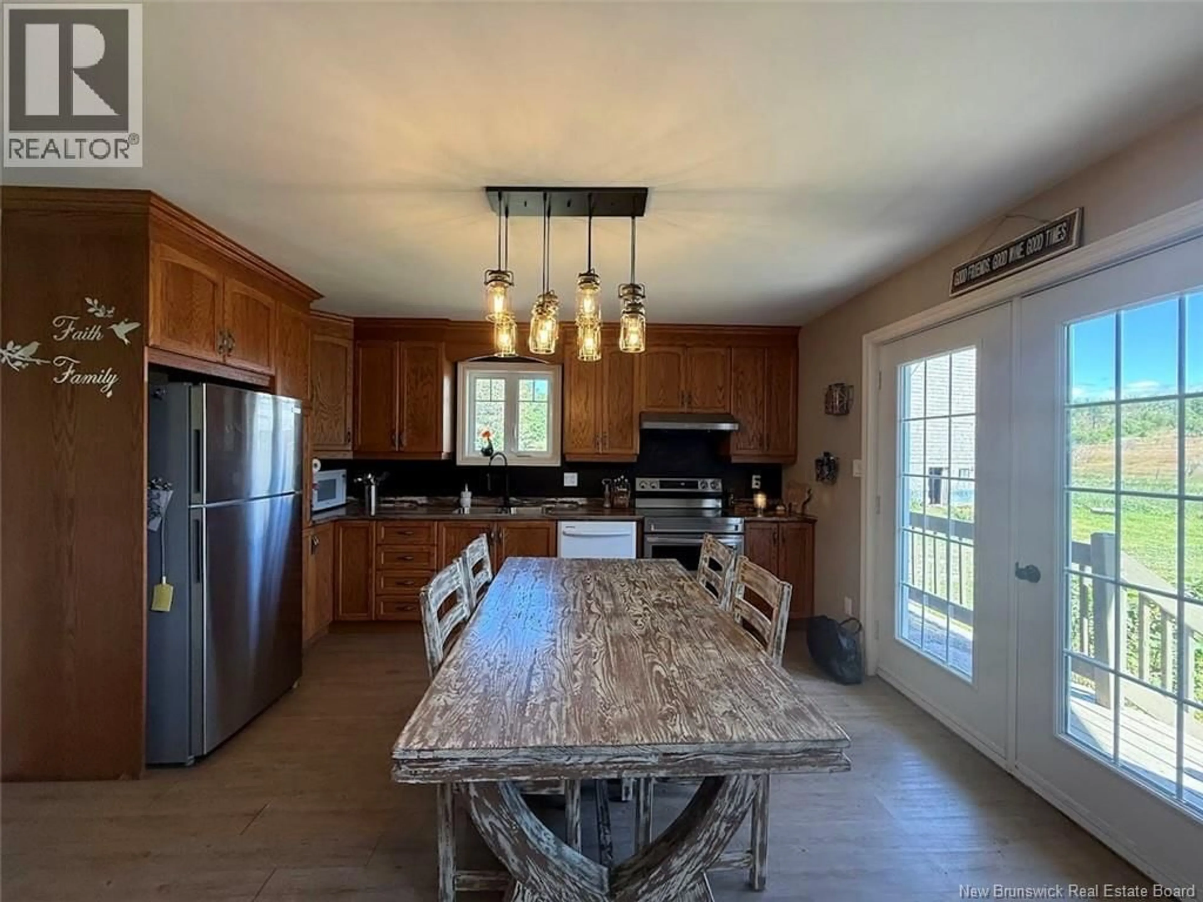 Open concept kitchen, unknown for 353 ROUSSEL ET MARTIN ROAD, Saint-Joseph-De-Madawaska New Brunswick E7B2R6