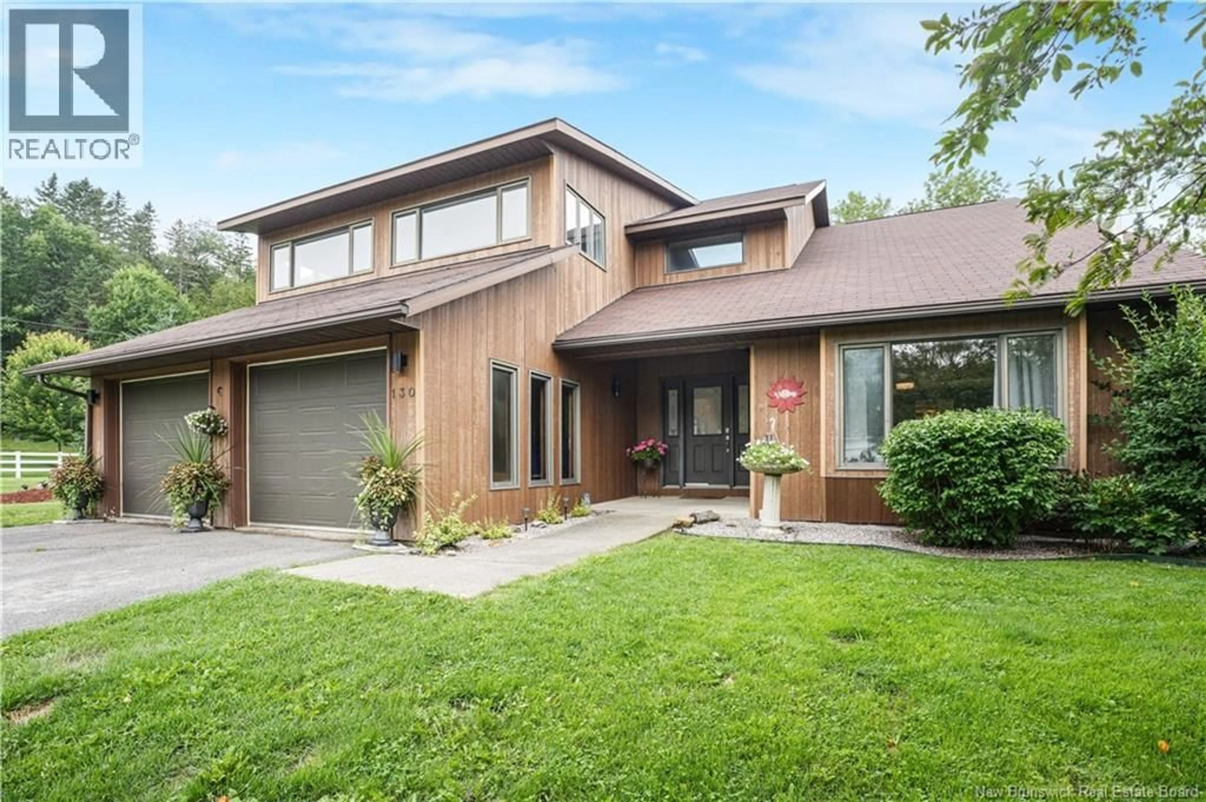Home with brick exterior material, street for 130 HENRY STREET, Woodstock New Brunswick E7M1Y1