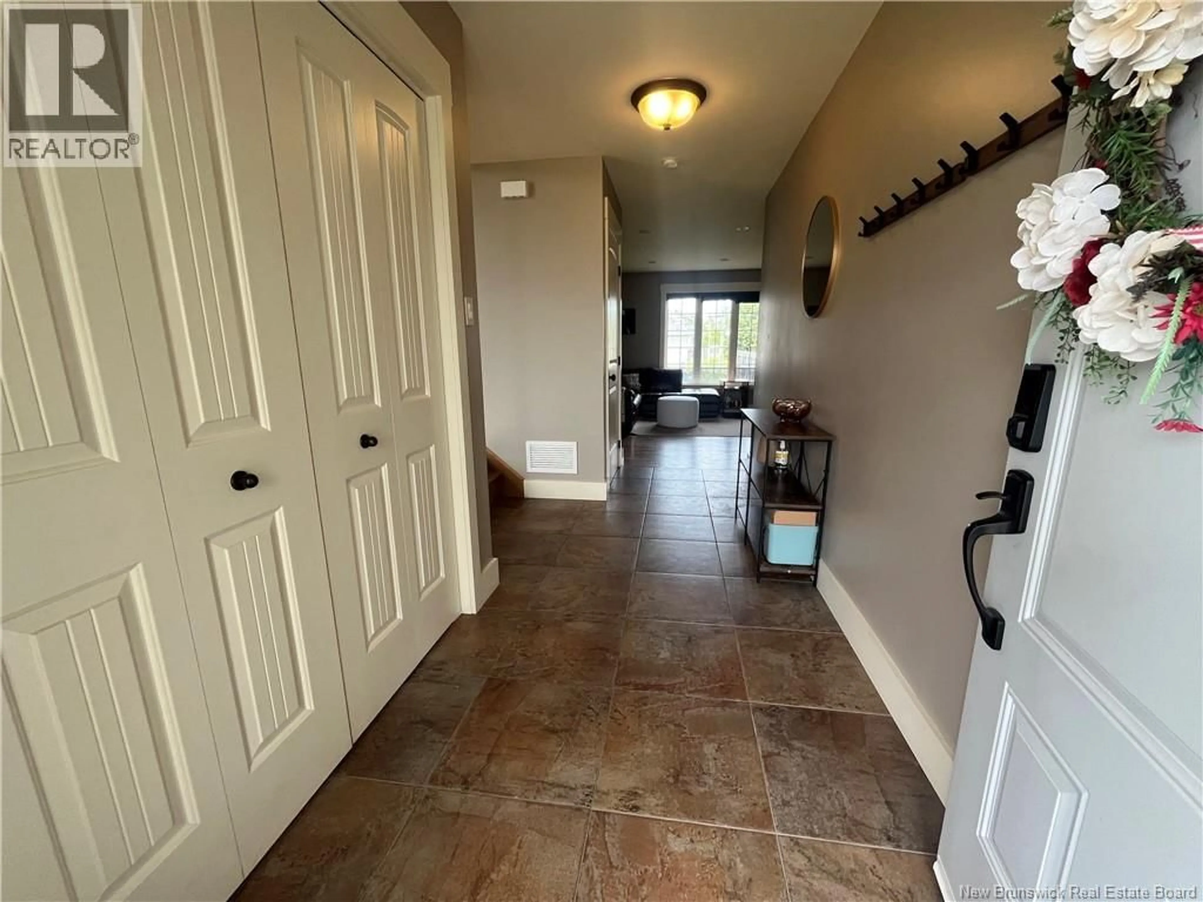Indoor entryway for 123 MAYFIELD, Moncton New Brunswick E1G5K8