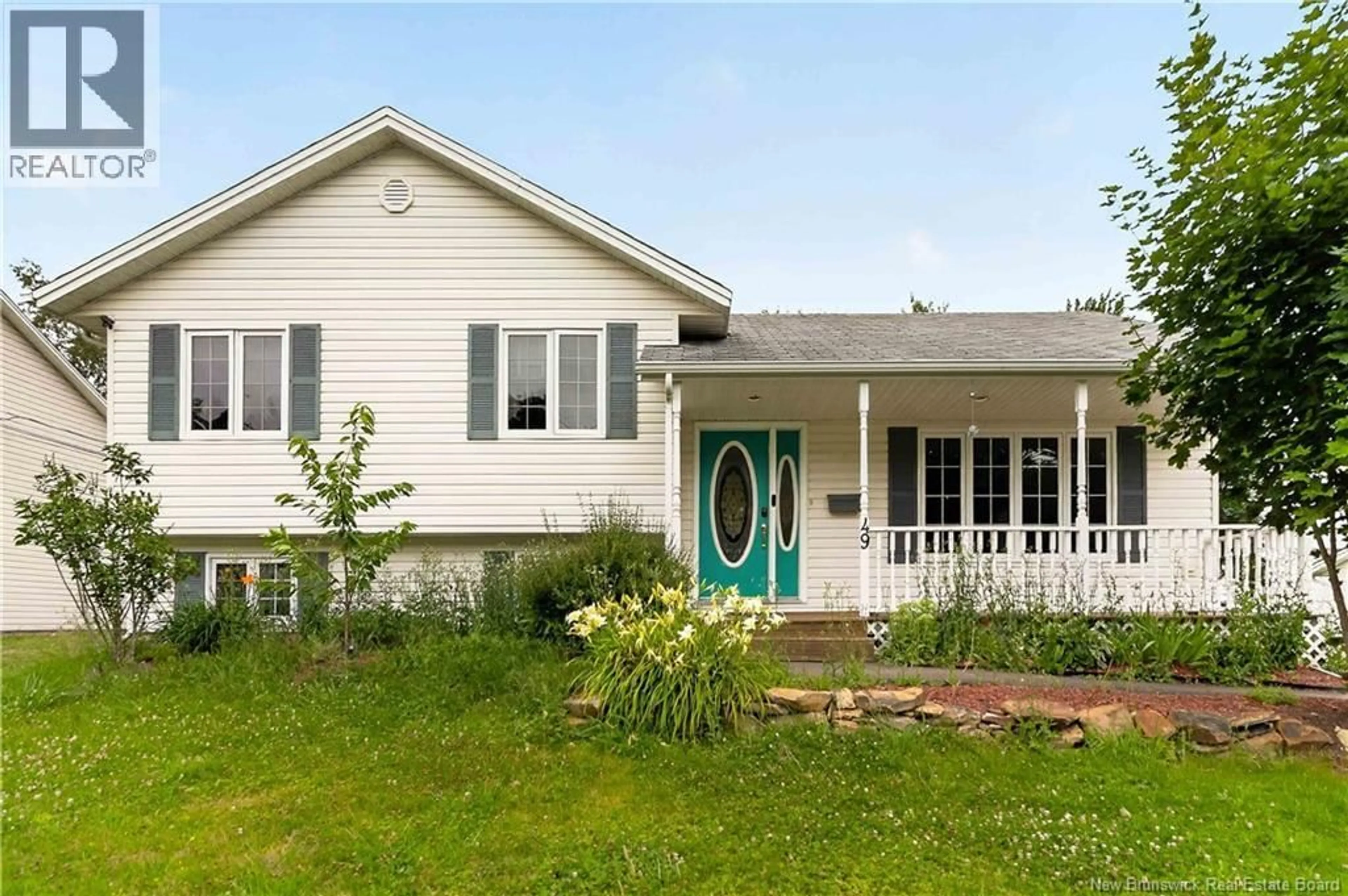 Home with vinyl exterior material, street for 49 GOLDSBORO AVENUE, Riverview New Brunswick E1B4E9