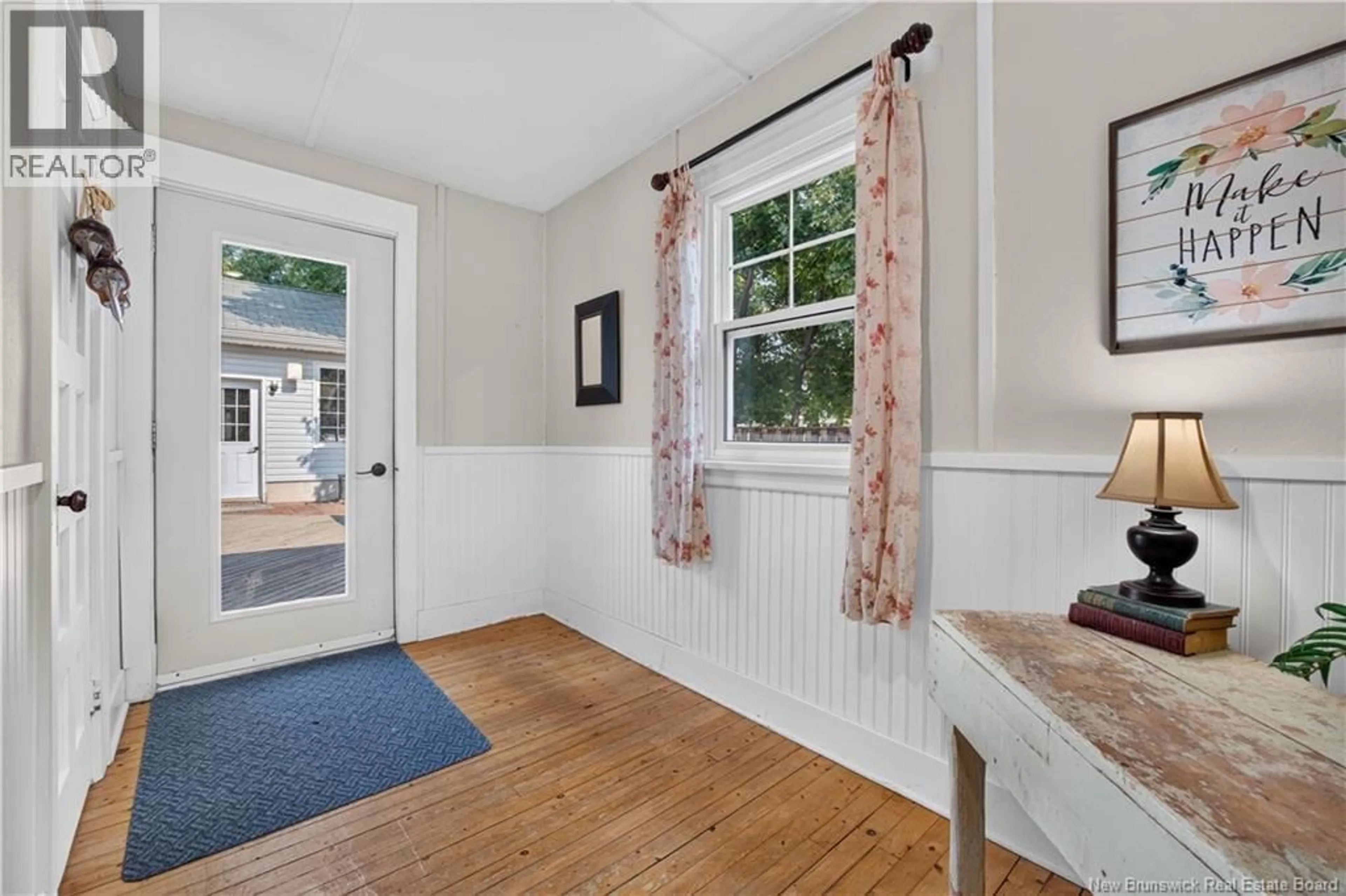 Indoor entryway for 260 RADIO STREET, Miramichi New Brunswick E1V2W5