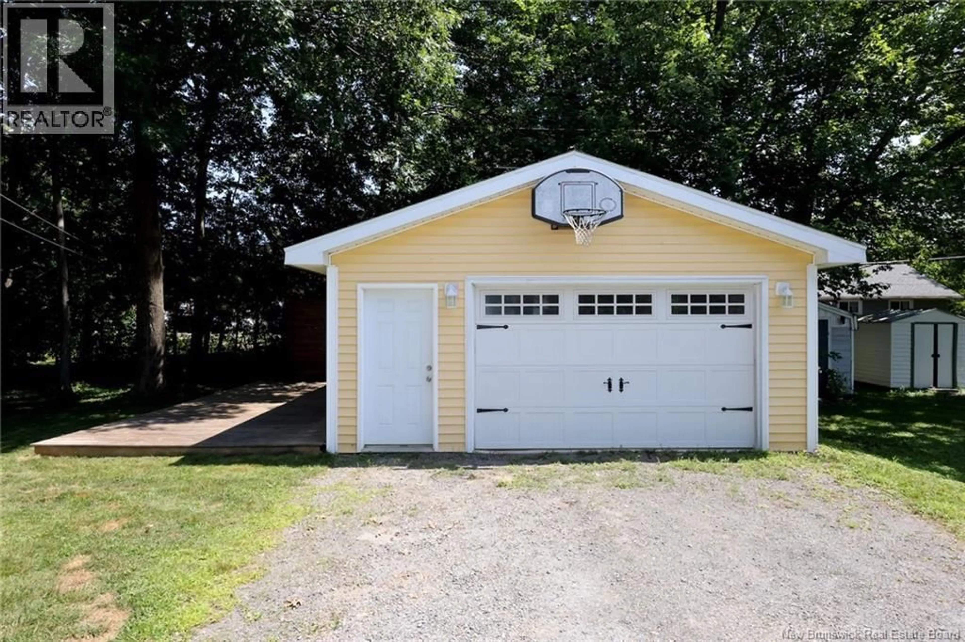 Indoor garage for 43 BROADVIEW AVENUE, Fredericton New Brunswick E3A1K6
