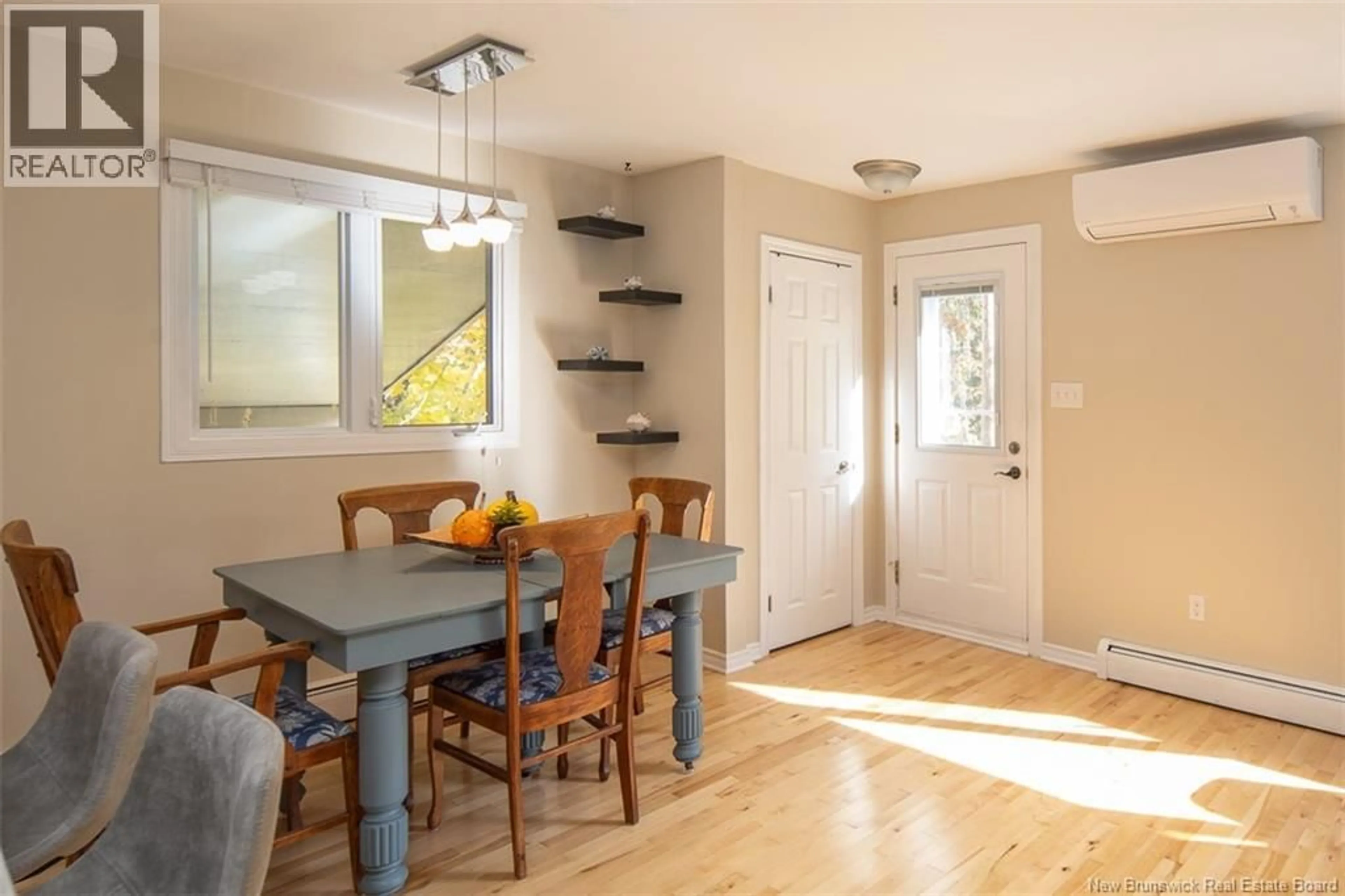Dining room, wood/laminate floor for 15 LORNE STREET, Fredericton New Brunswick E3B2Y6